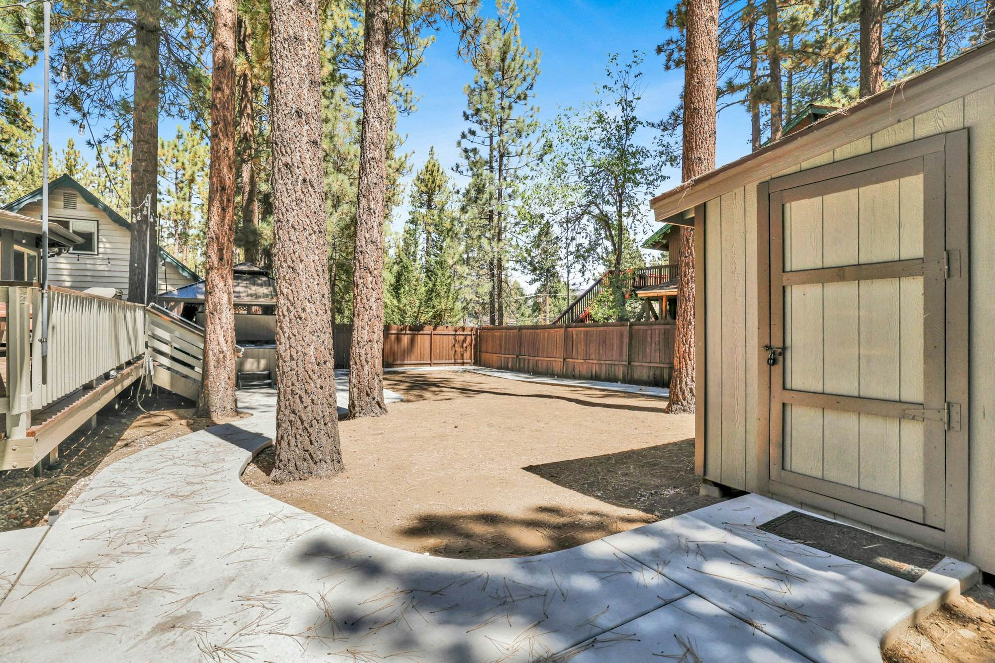 2581-Golden West Cottage