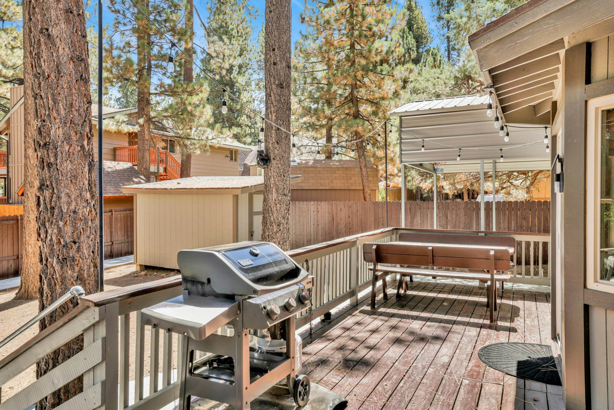 2581-Golden West Cottage