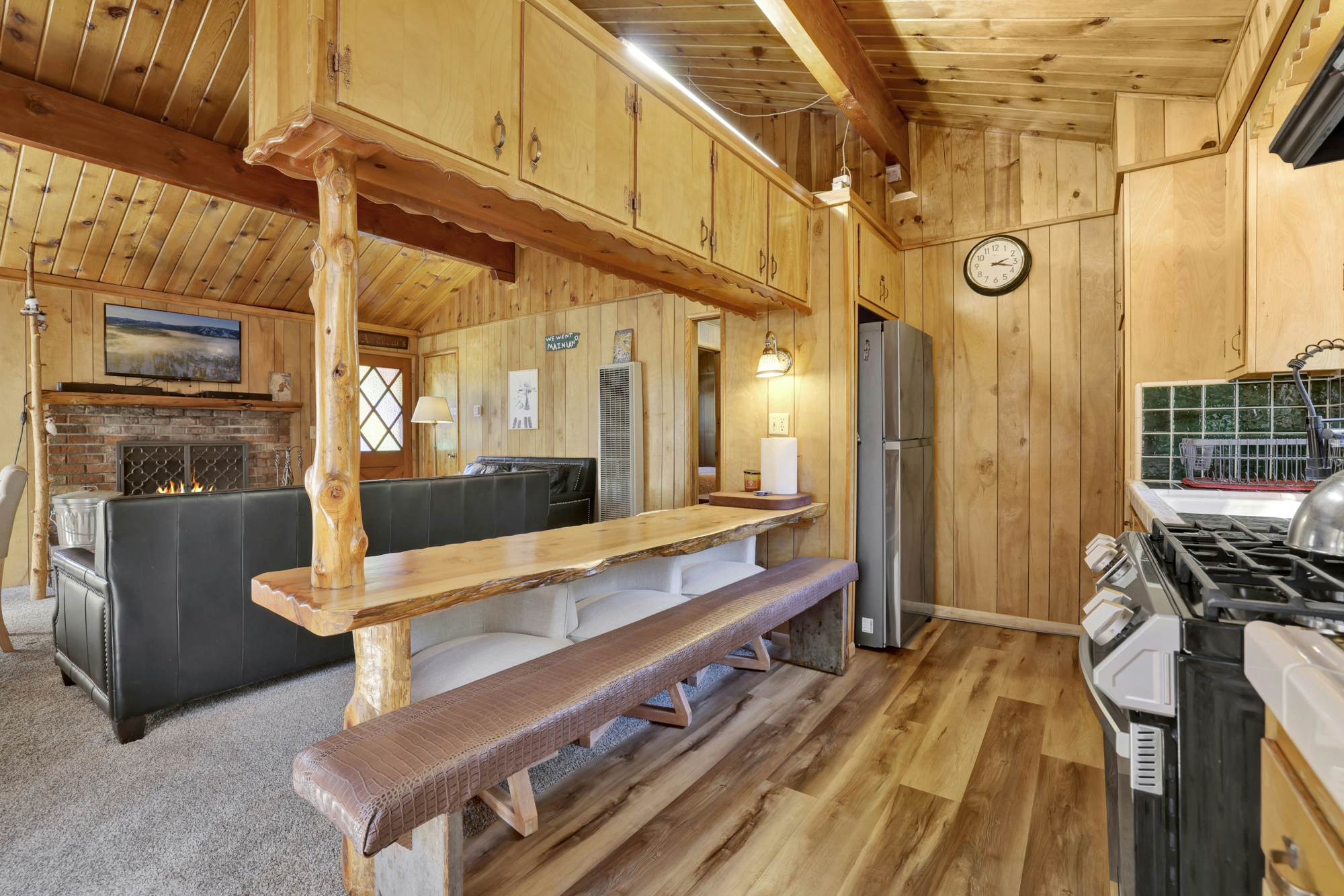 2526-Slope Side Getaway