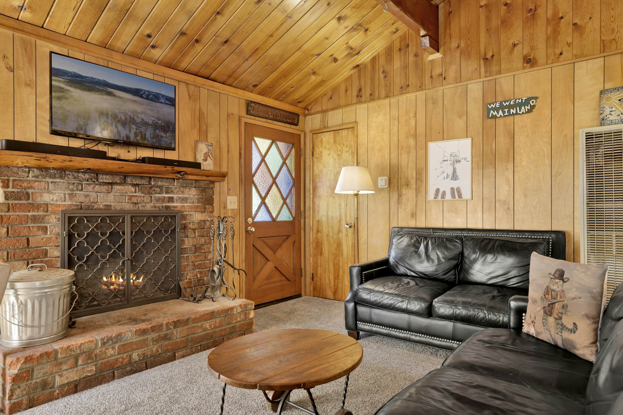 2526-Slope Side Getaway