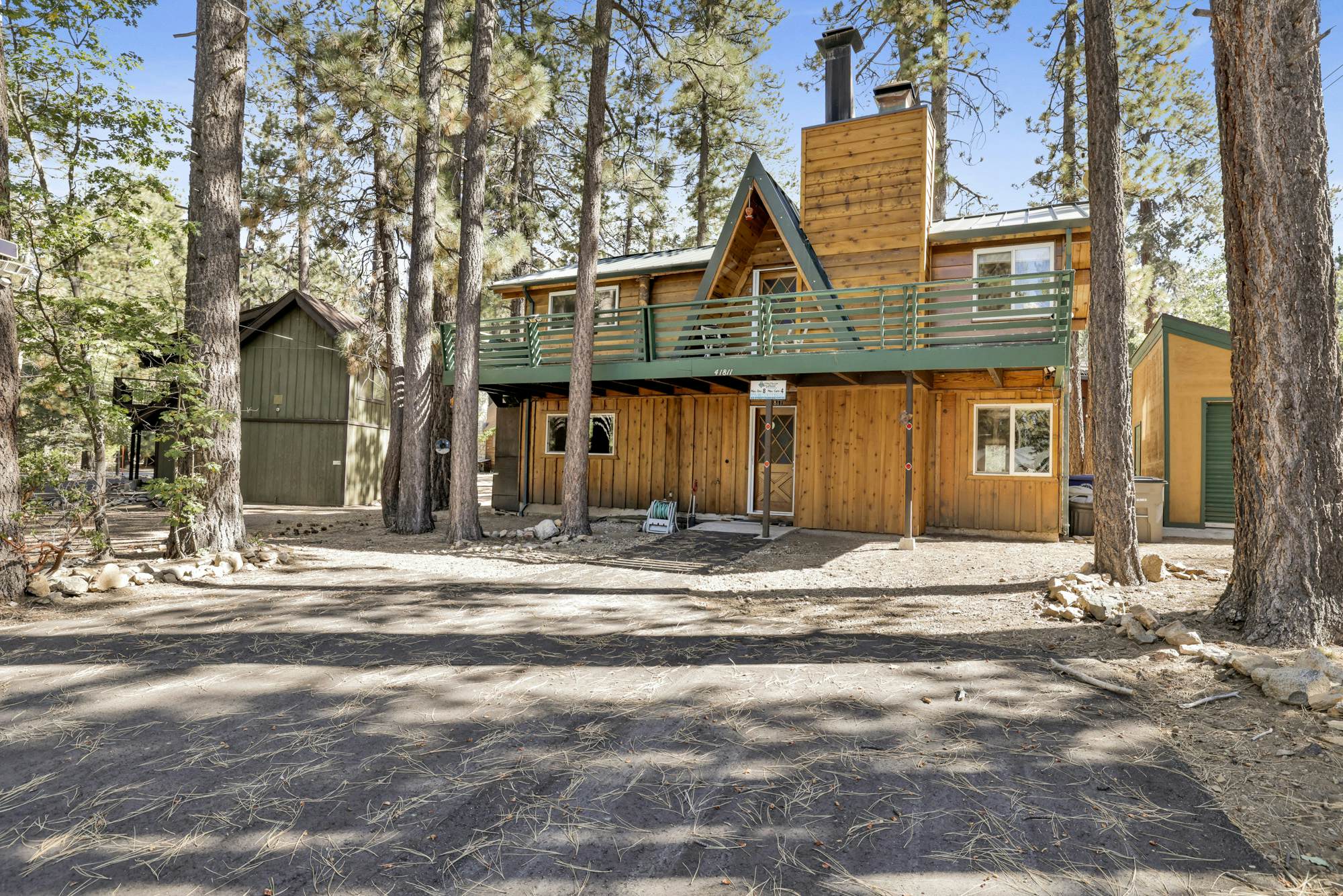 2526-Slope Side Getaway