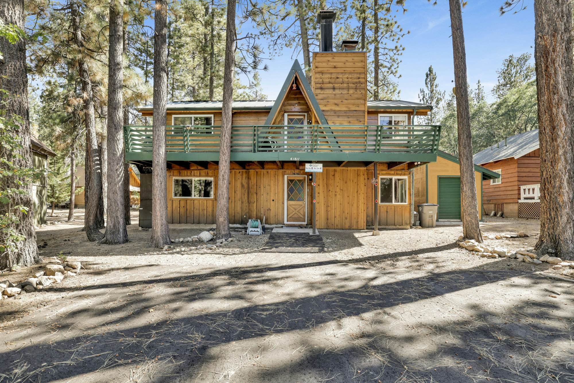 2526-Slope Side Getaway