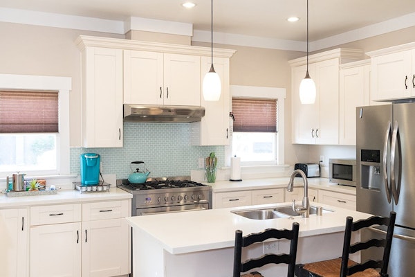 Historic craftsman, sleeps 9, 3br2.5ba, Disney 1mi