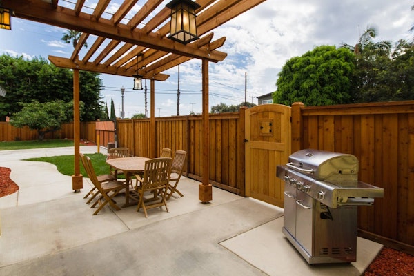 Historic craftsman, sleeps 9, 3br2.5ba, Disney 1mi