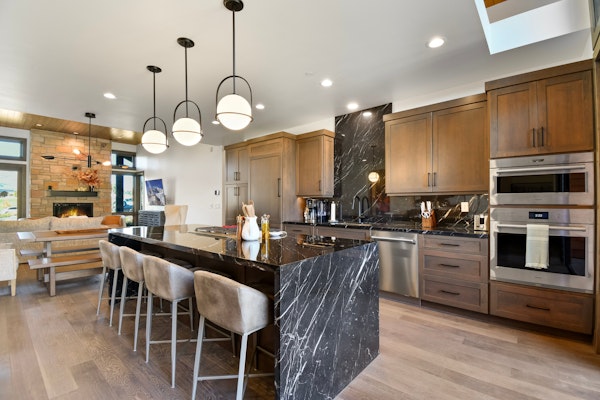 Red Ledges cottage, golf, min 90 day stay