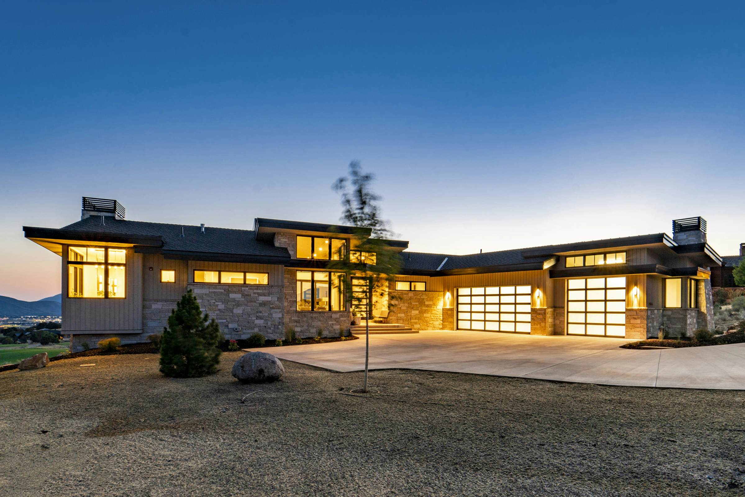 Red Ledges Brown Duck Mountain