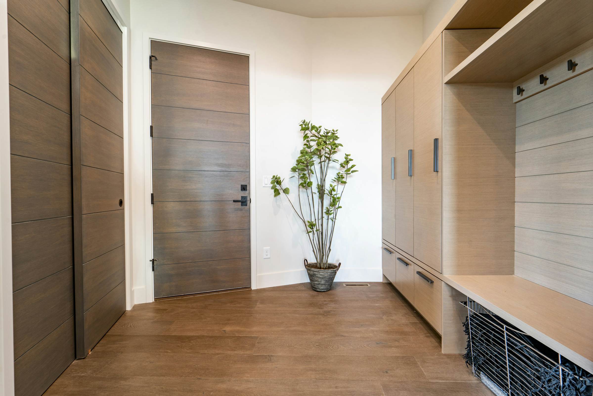 Red Ledges Brown Duck Mountain