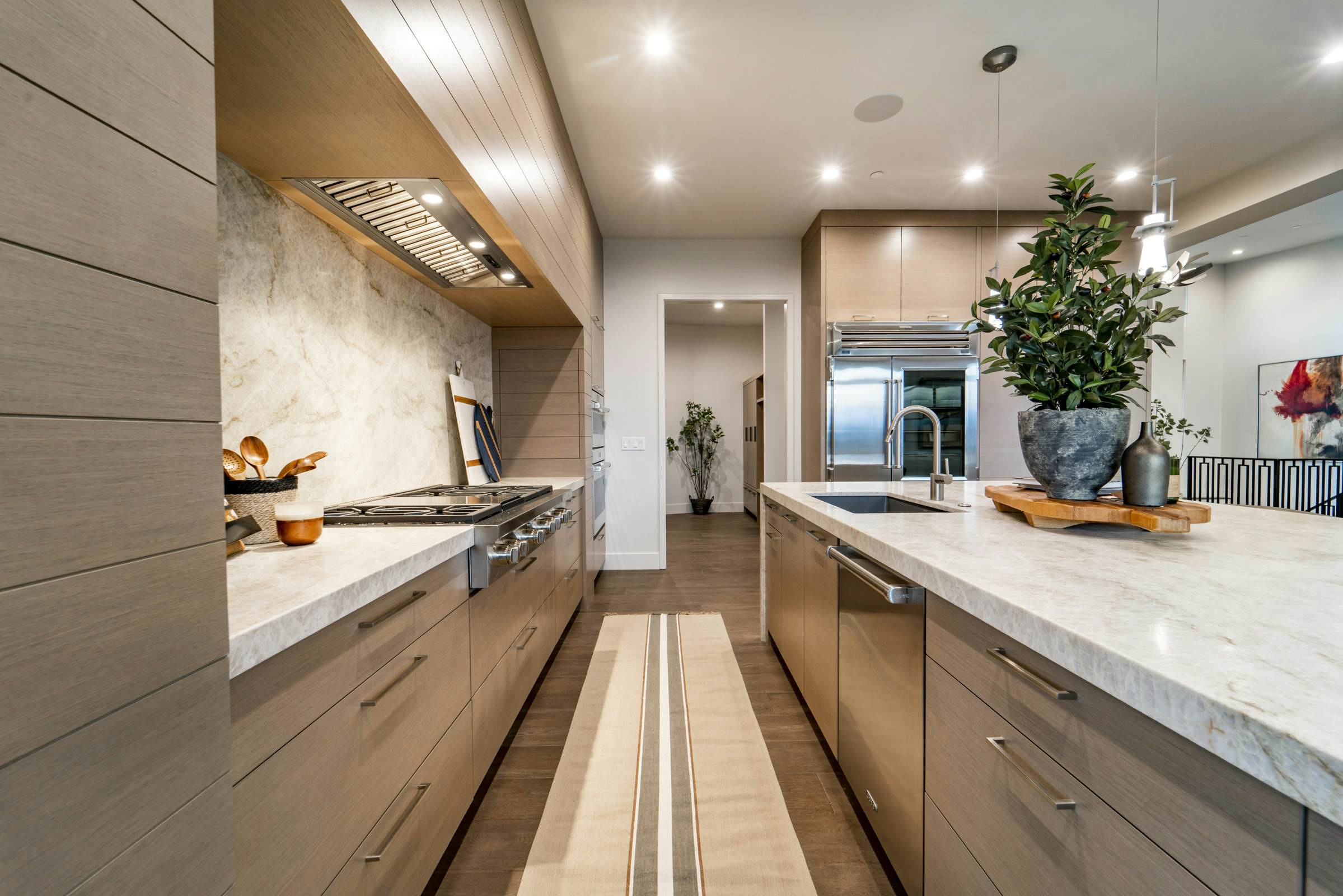 Red Ledges Brown Duck Mountain