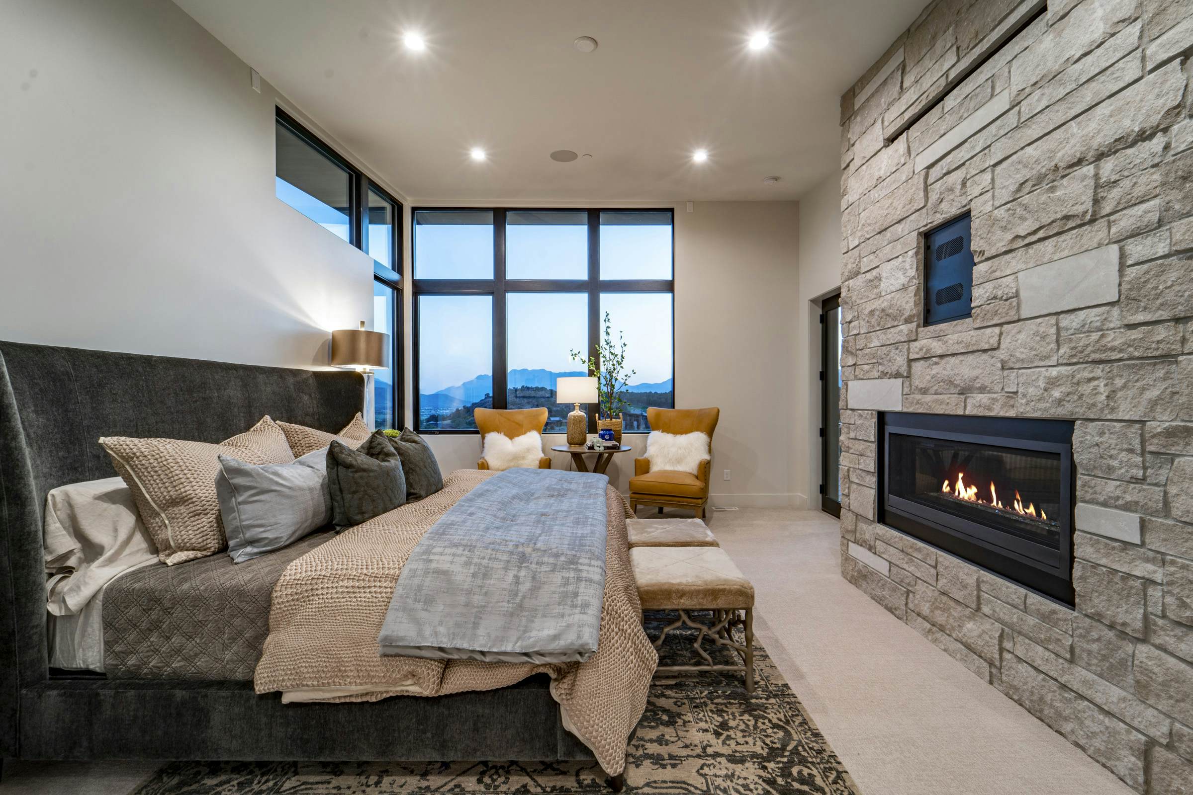 Red Ledges Brown Duck Mountain