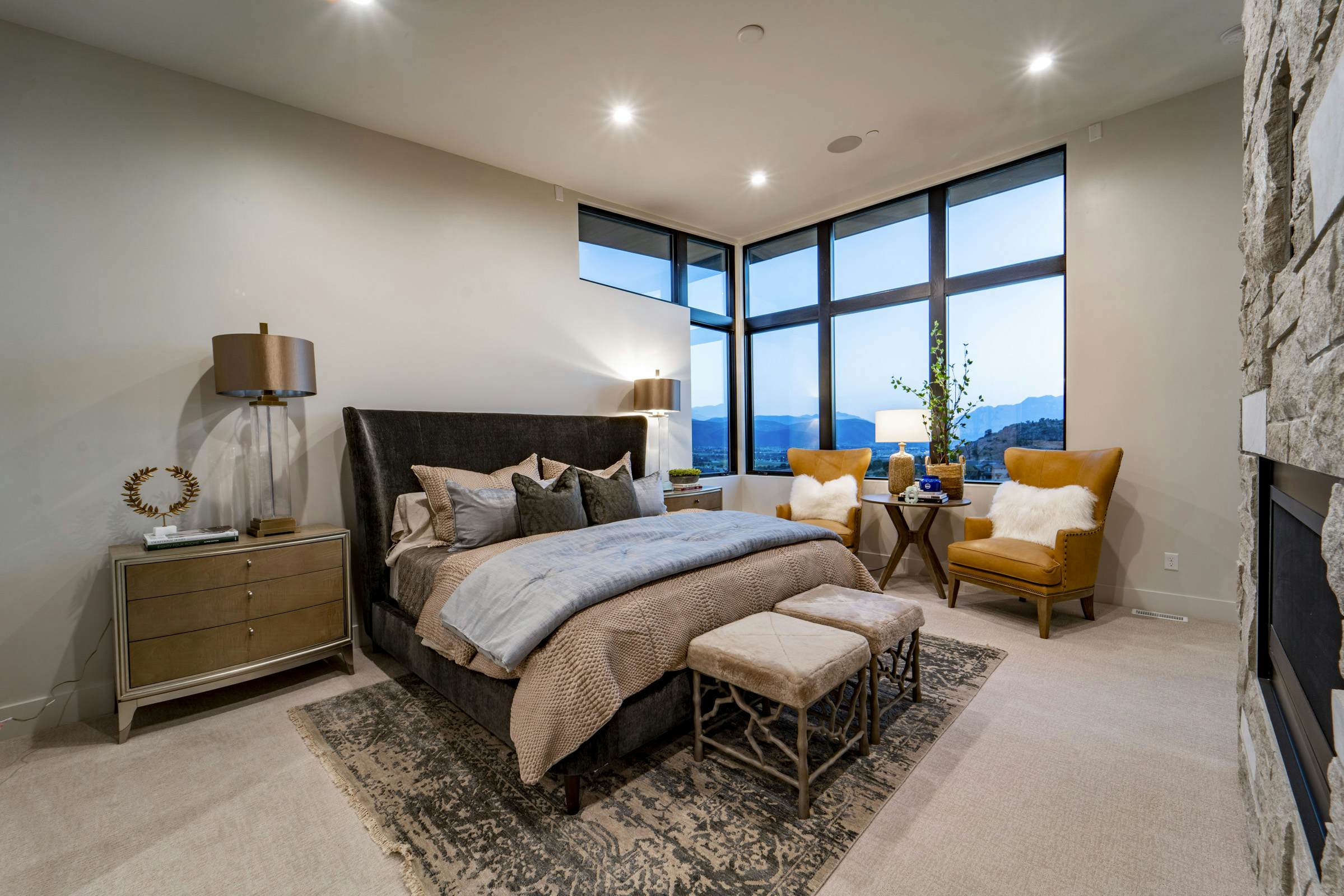 Red Ledges Brown Duck Mountain