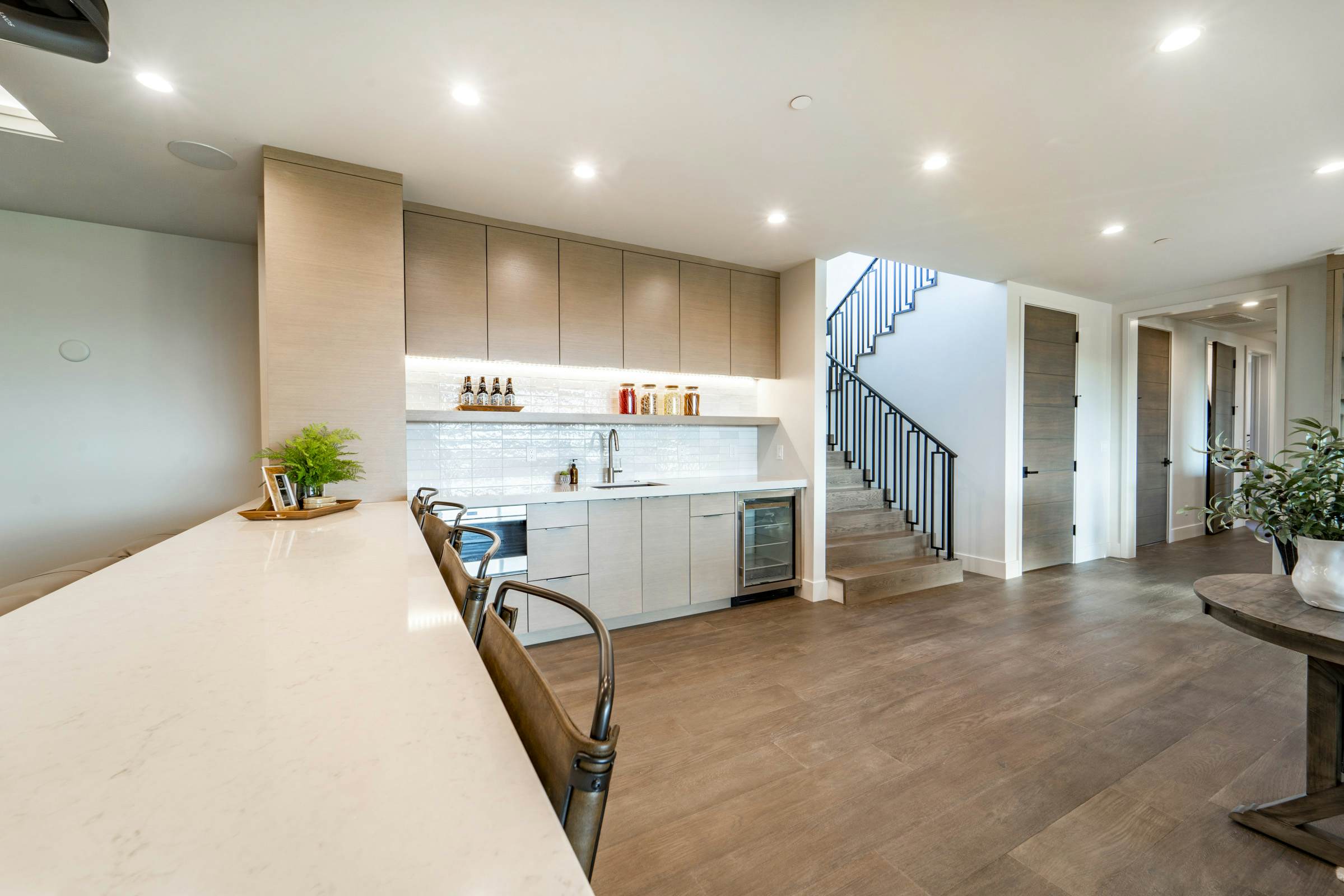 Red Ledges Brown Duck Mountain