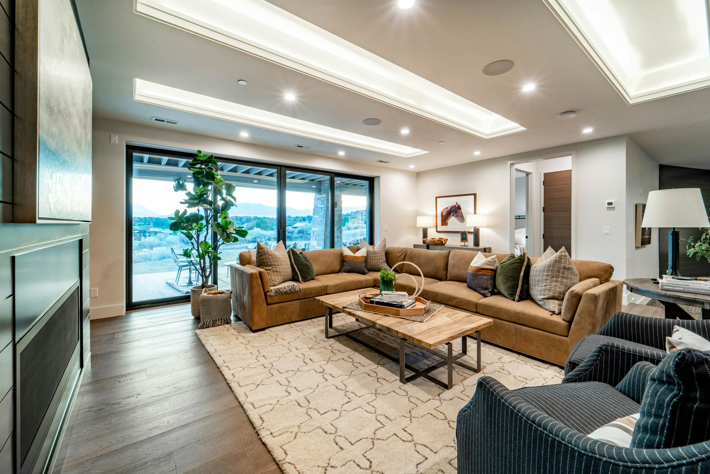 Red Ledges Brown Duck Mountain