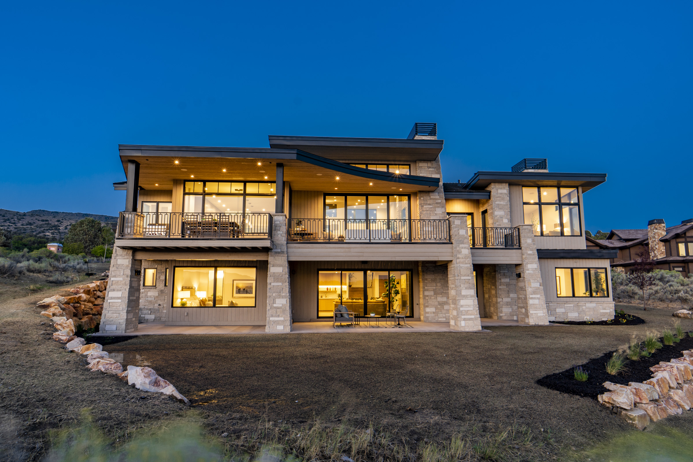 Red Ledges luxury escape, golf, min 90 day stay