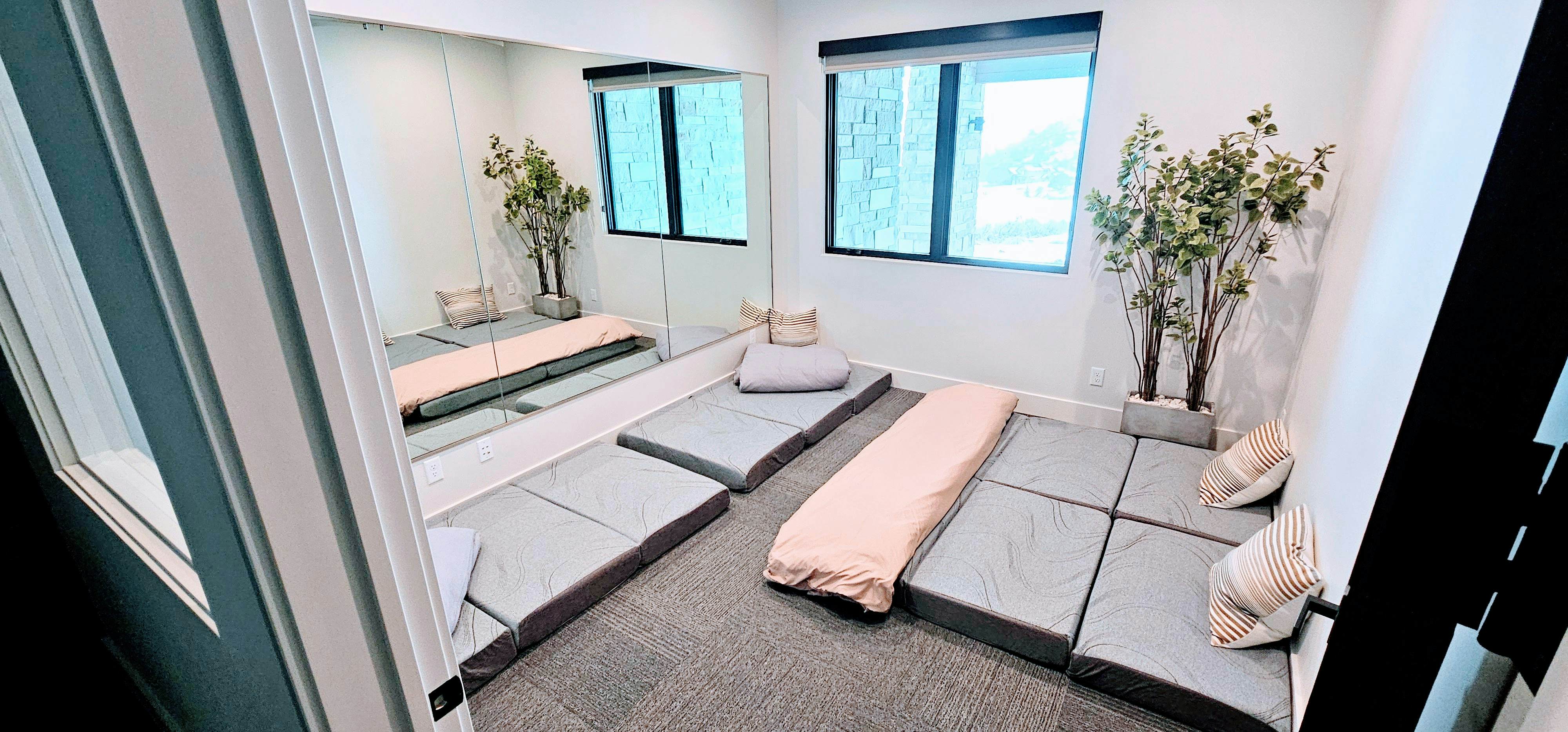 Red Ledges Brown Duck Mountain