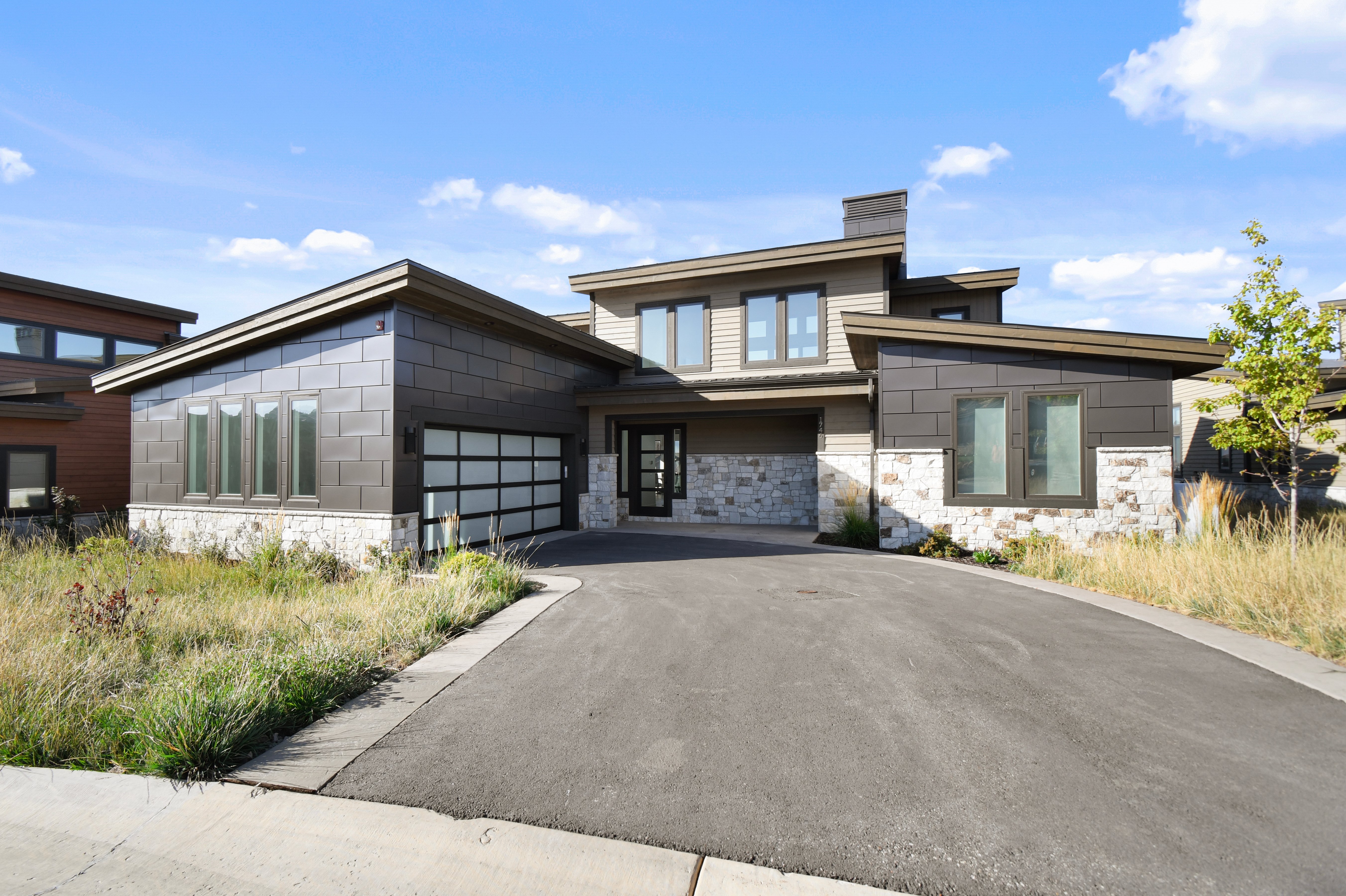 Red Ledges mountain modern, golf, min 90 day stay