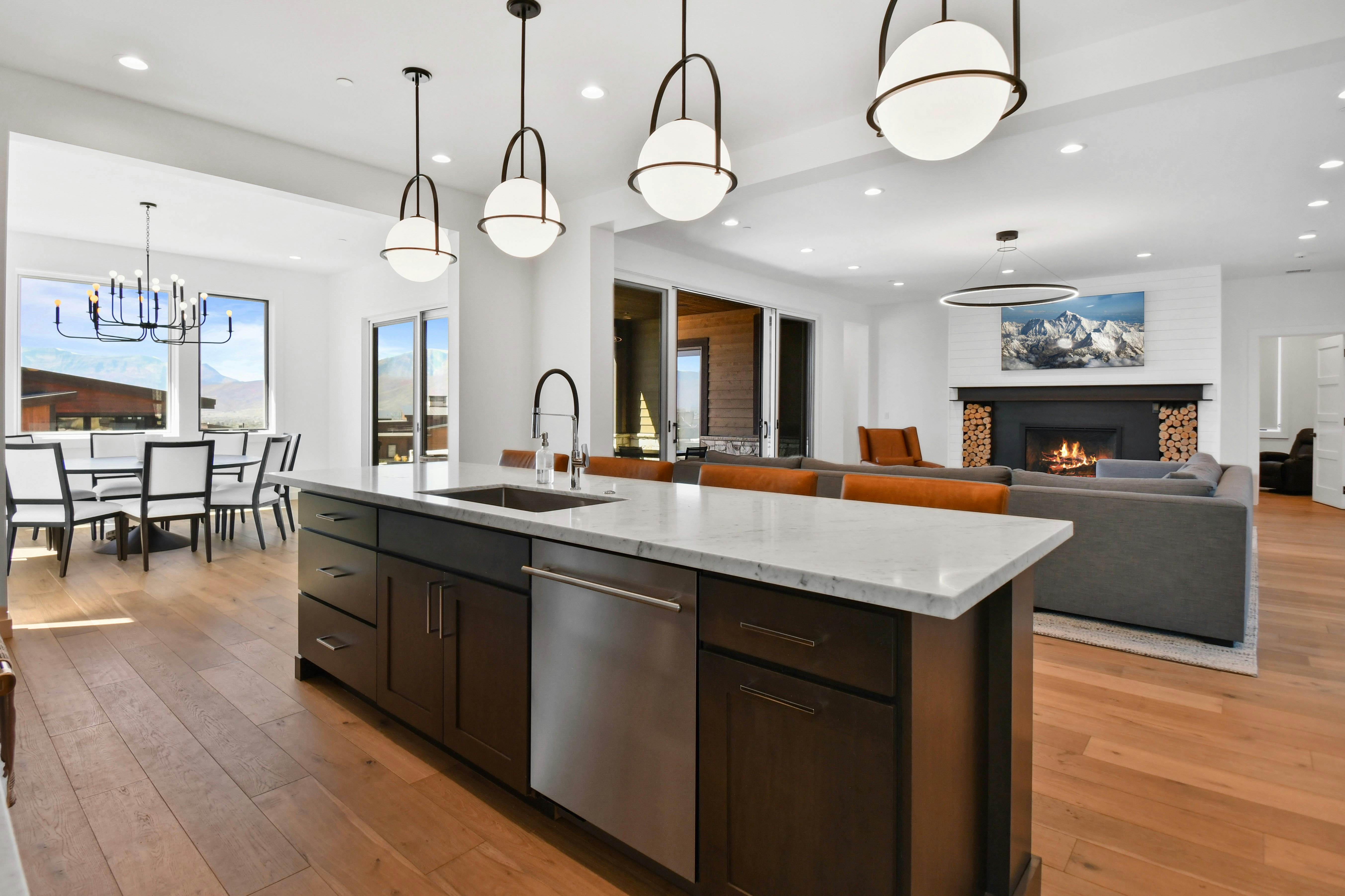 Red Ledges Thompson Peak Cir