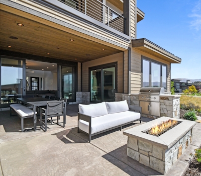 Red Ledges Thompson Peak Cir