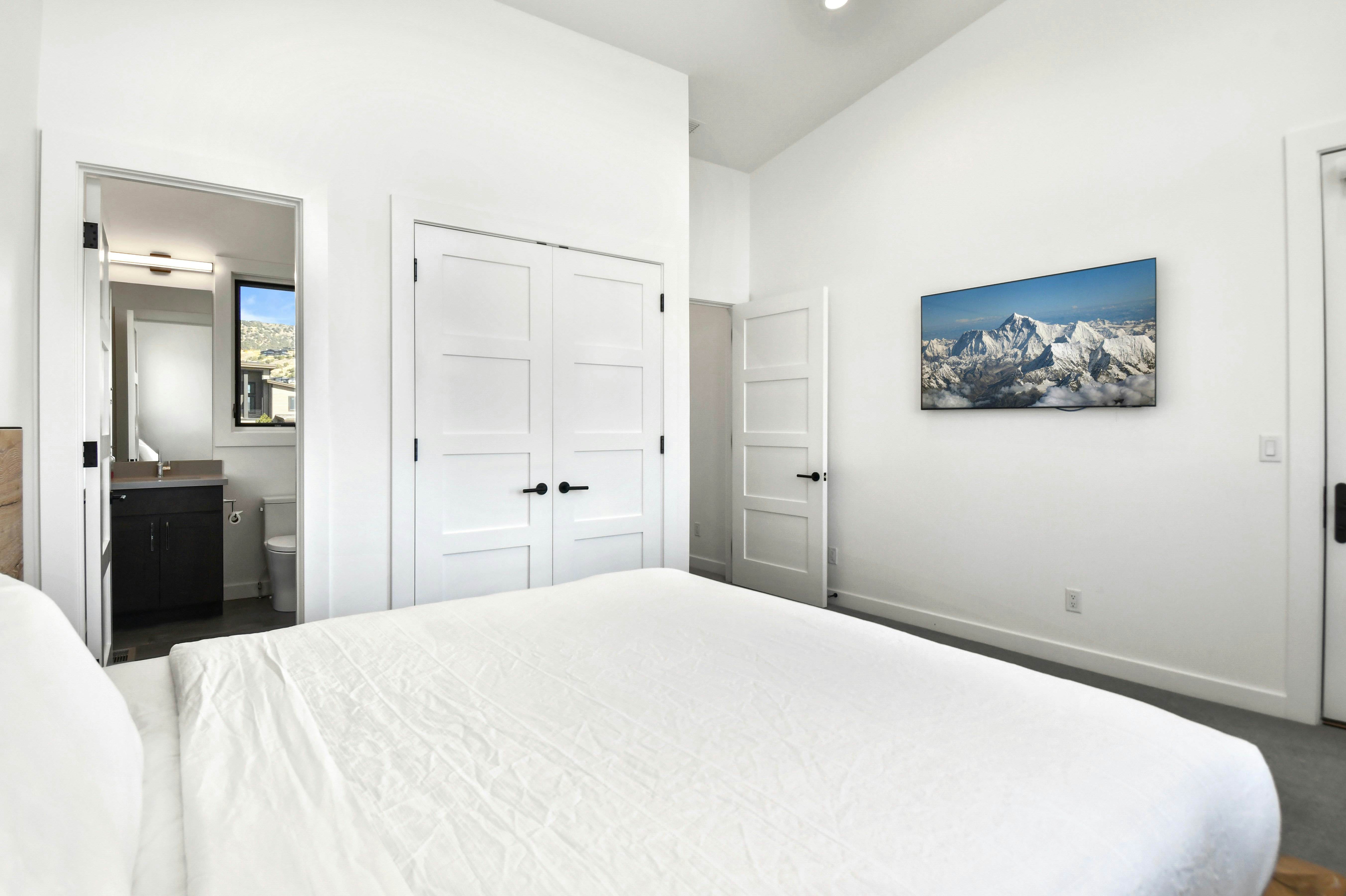 Red Ledges Thompson Peak Cir