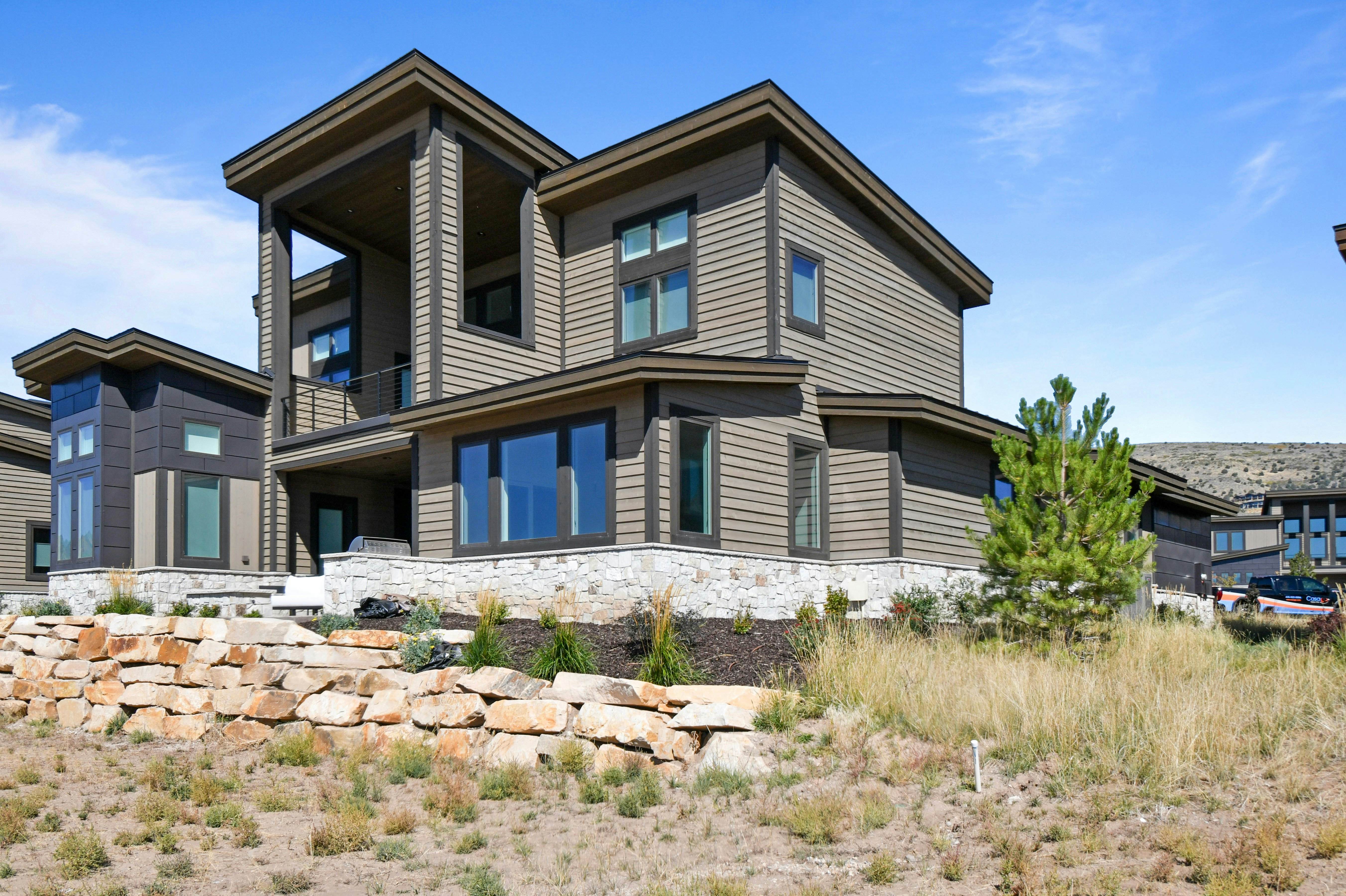 Red Ledges Thompson Peak Cir