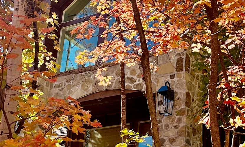 Sundance carriage house, romantic, Sleeps 5