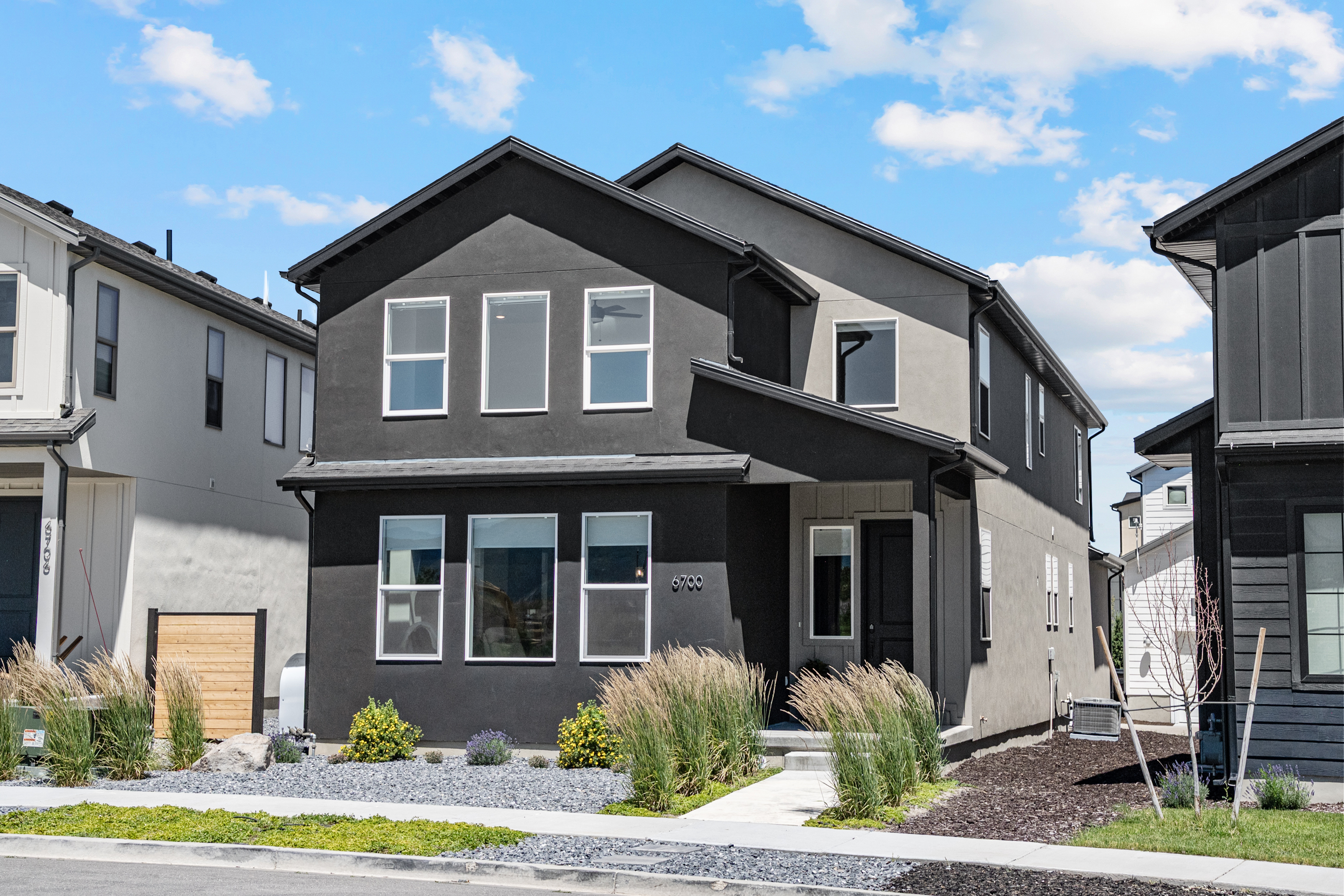 Ski area close! 5br 5.5ba, resort views, sleeps 15