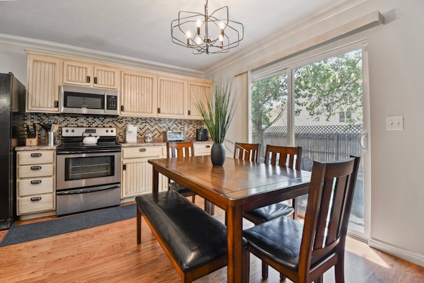 Cozy Heber getaway, pet ok, sleeps 9, BBQ, firepit