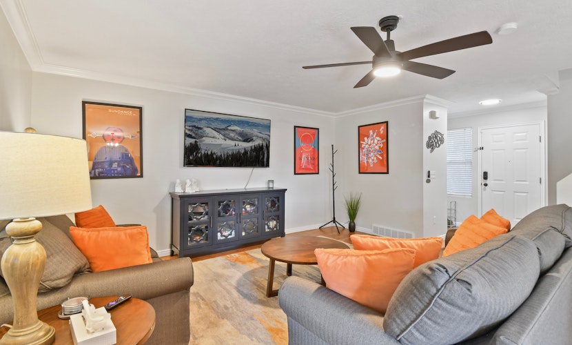 Cozy Heber getaway, pet ok, sleeps 9, BBQ, firepit