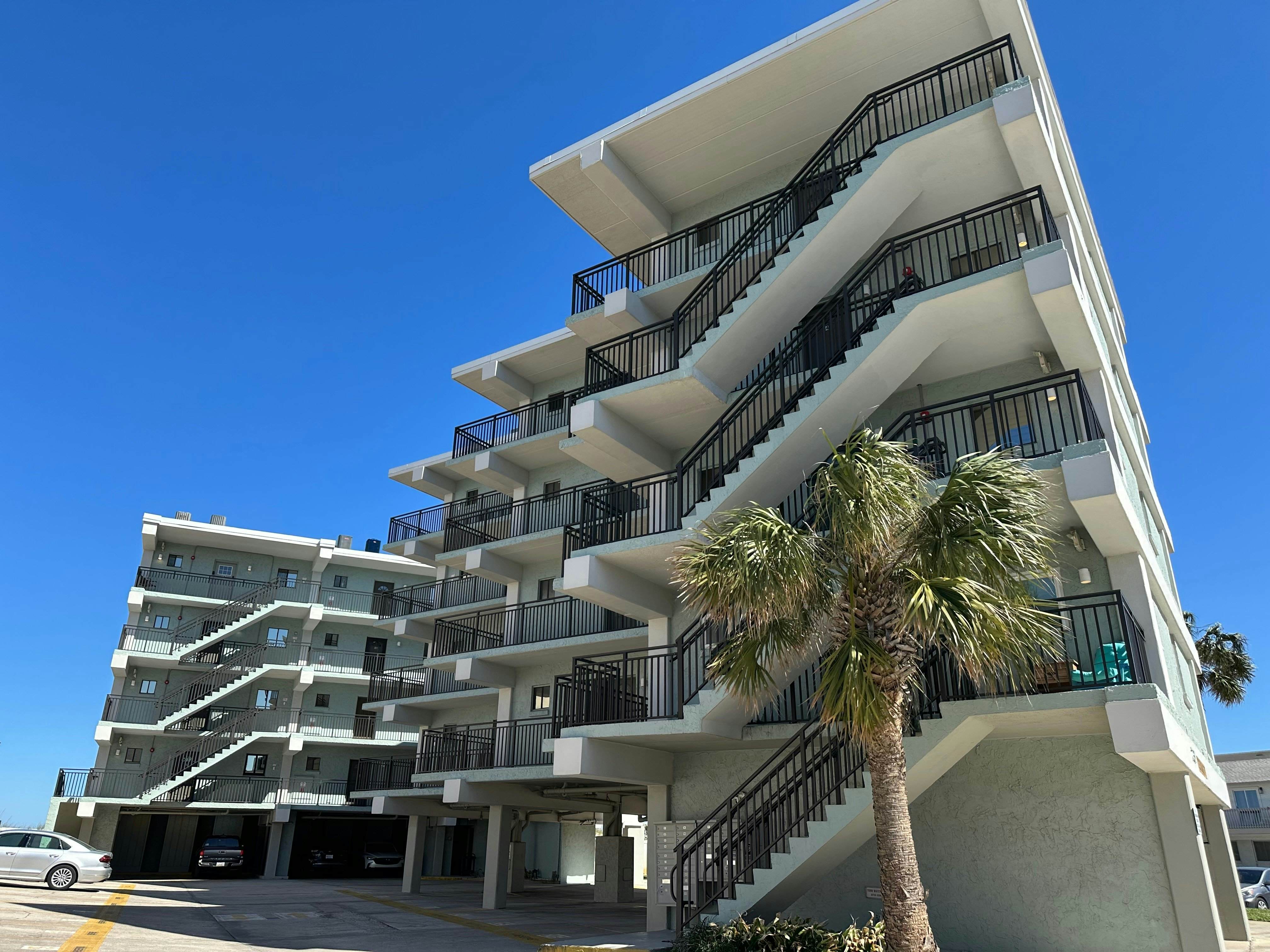 Sandpiper Beachfront Condo Pet Friendly Getaway