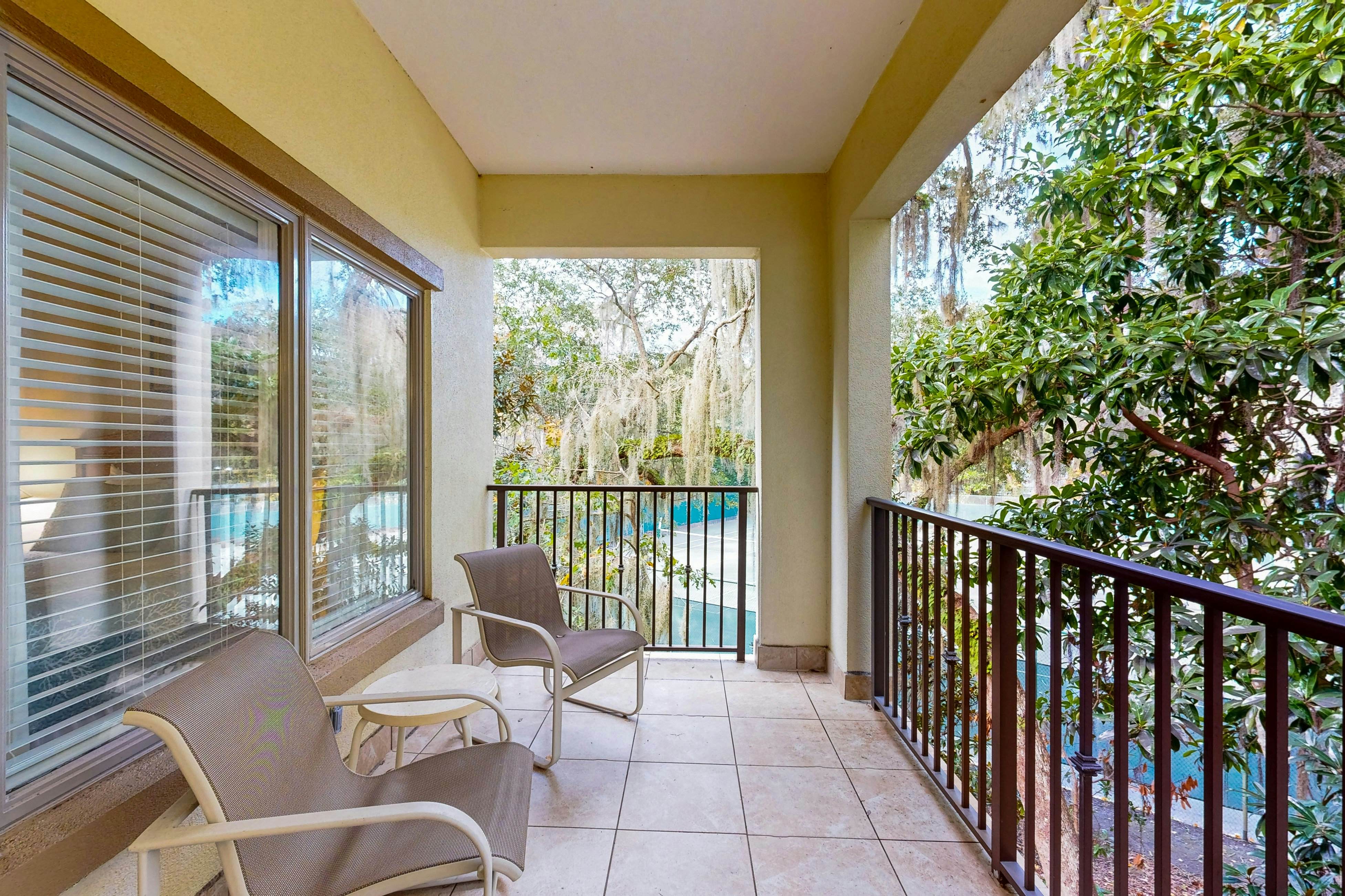 2520 Tennis Villa Efficiency