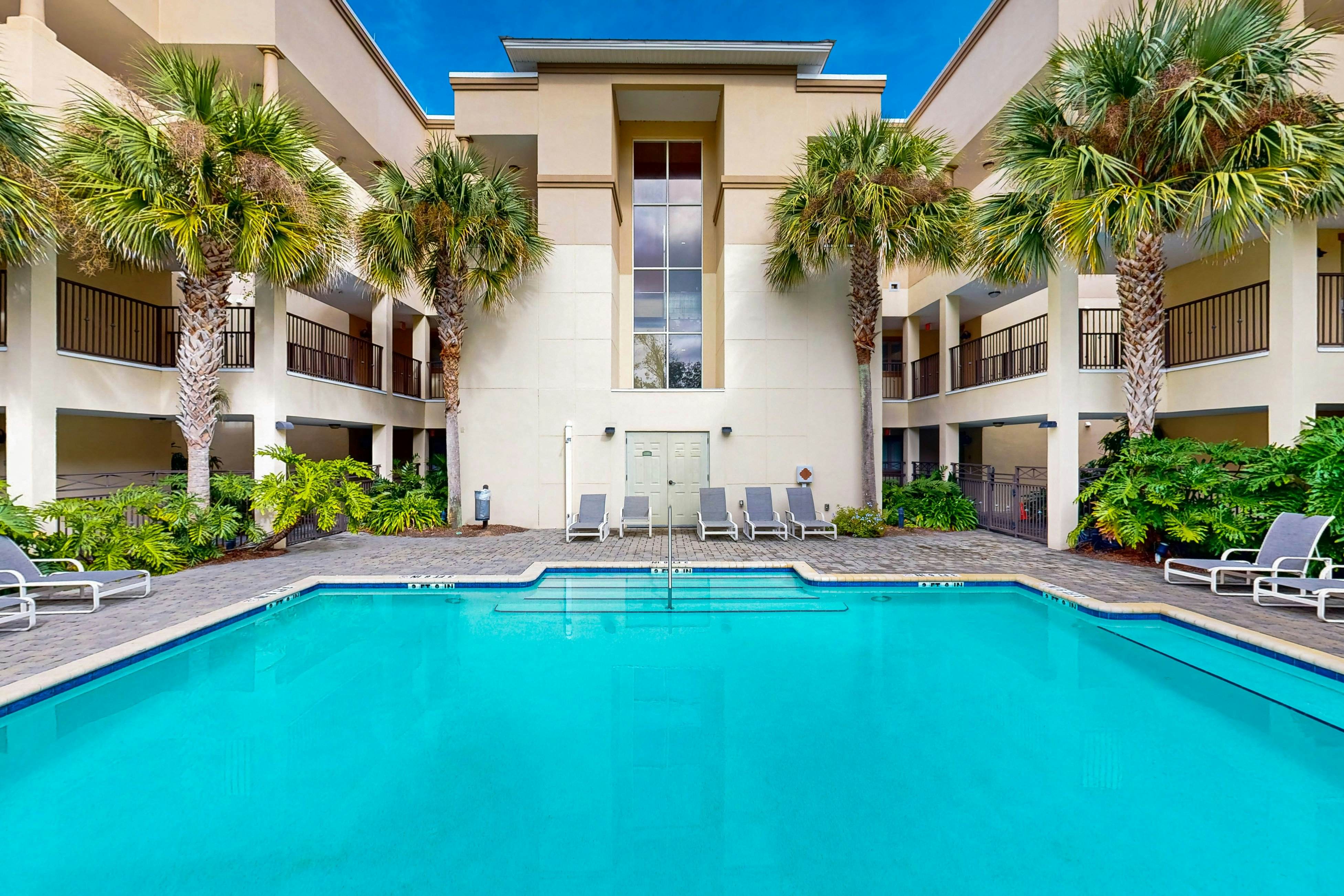 2520 Tennis Villa Efficiency