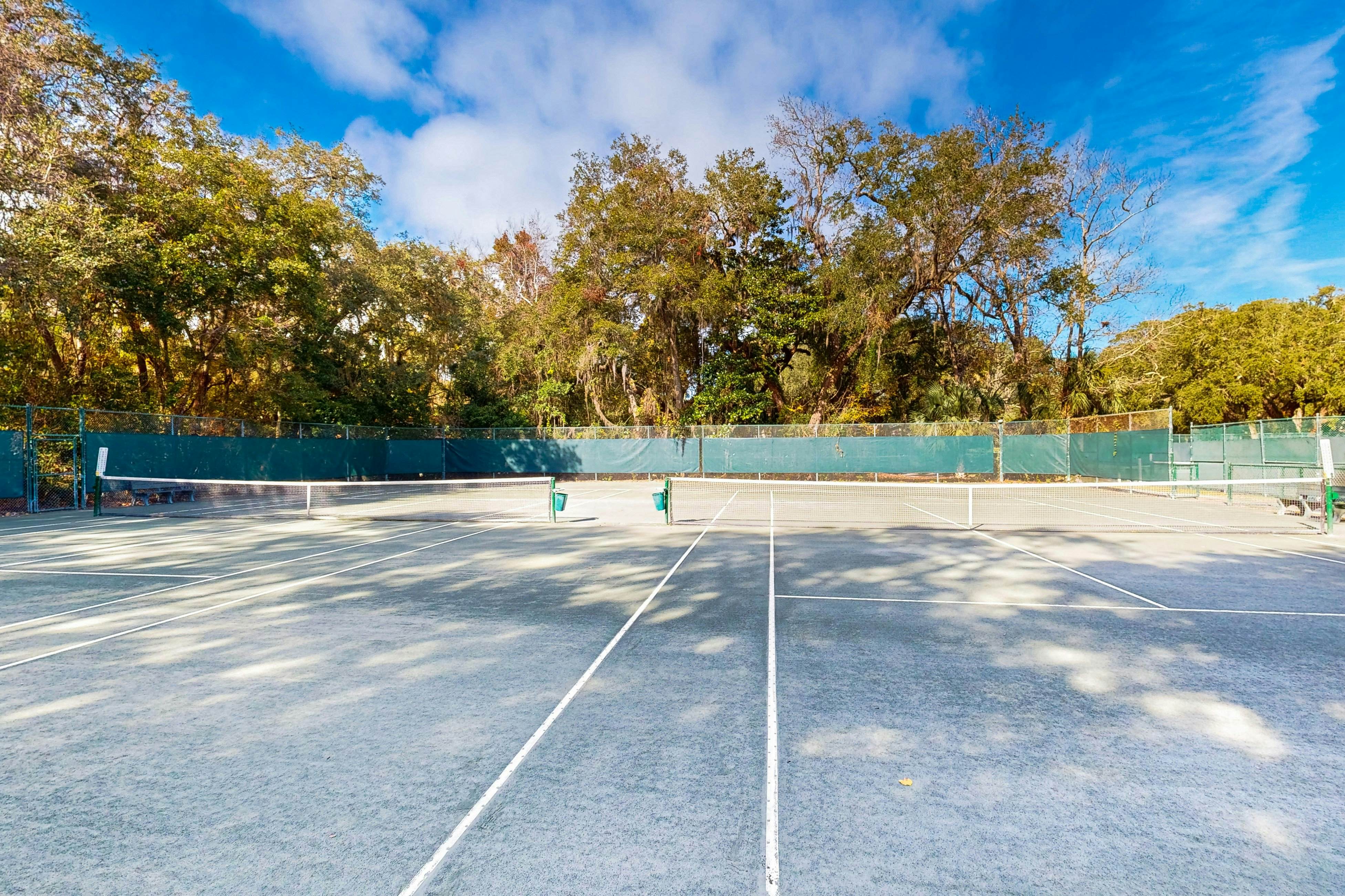 2520 Tennis Villa Efficiency