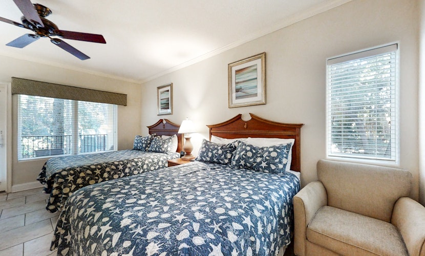 Dog-Friendly Tennis Villas Condo With Prime Location + Shared Pool, Free WiFi
