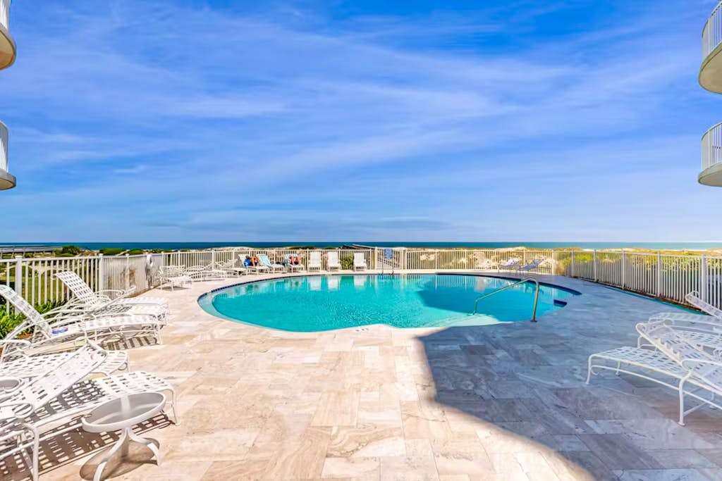 Beautiful Oceanfront Getaway w/Shared Pool, Central AC, Elevator, & W/D