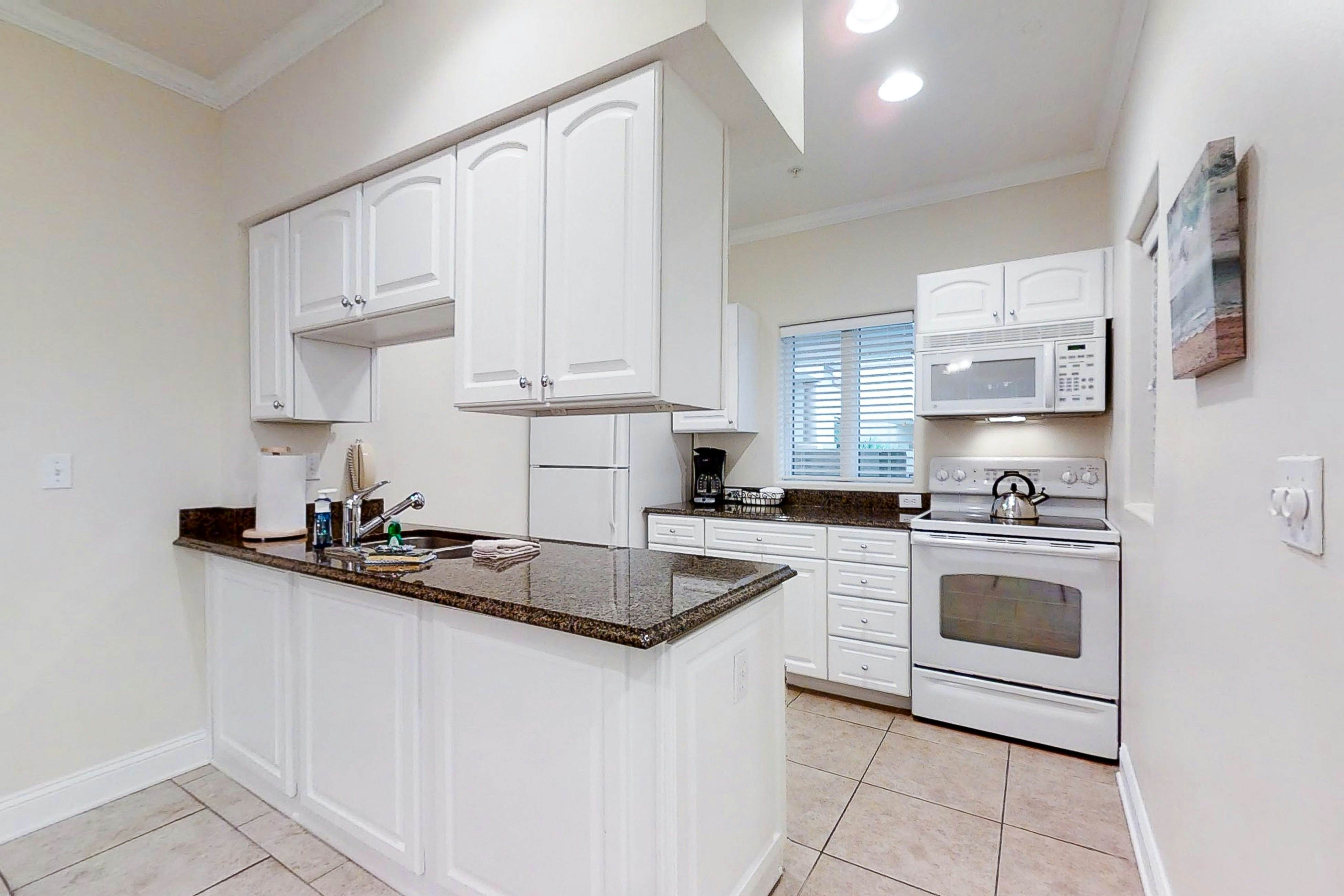 2533-34 Tennis Villas