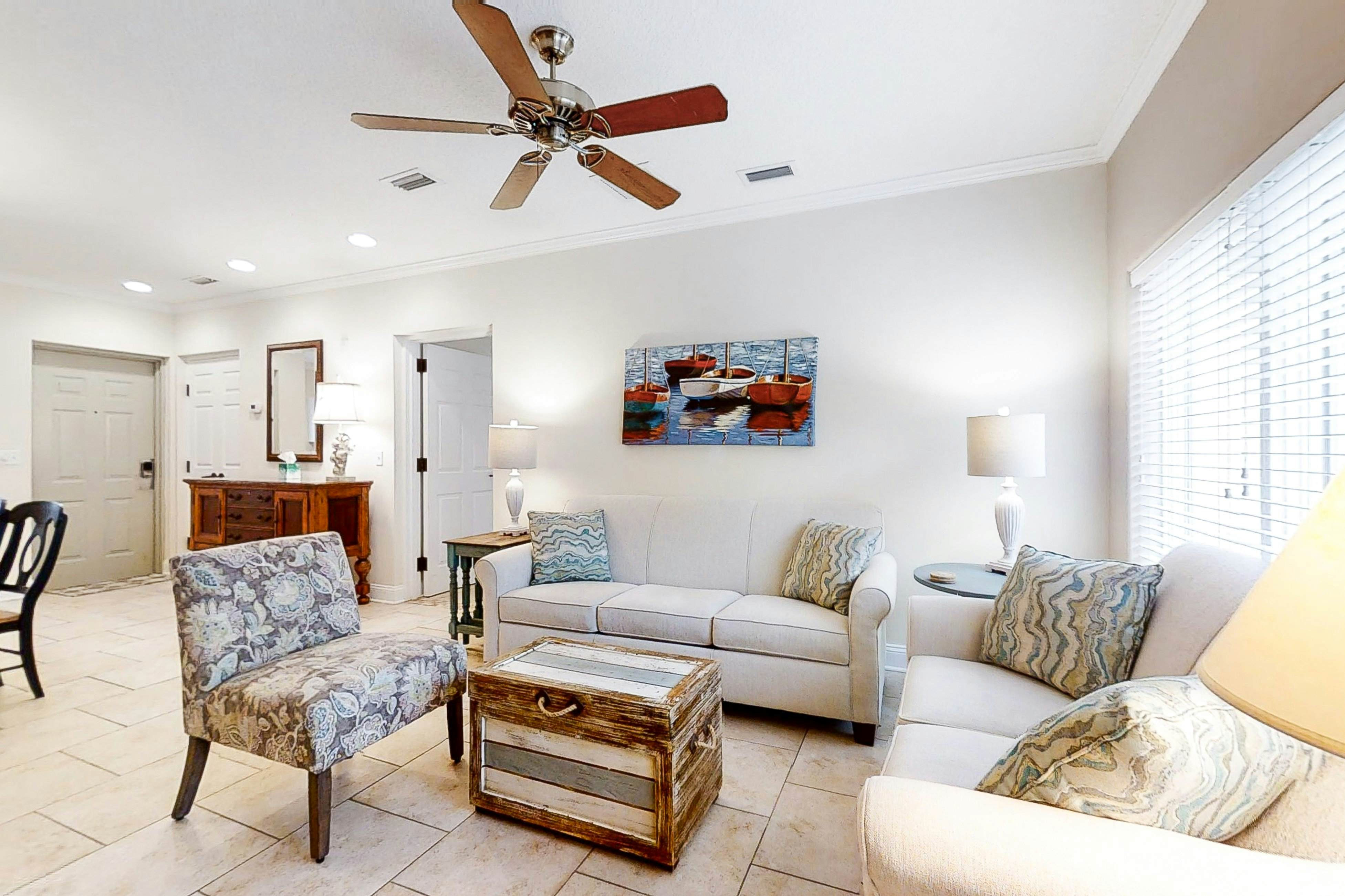 2533-34 Tennis Villas