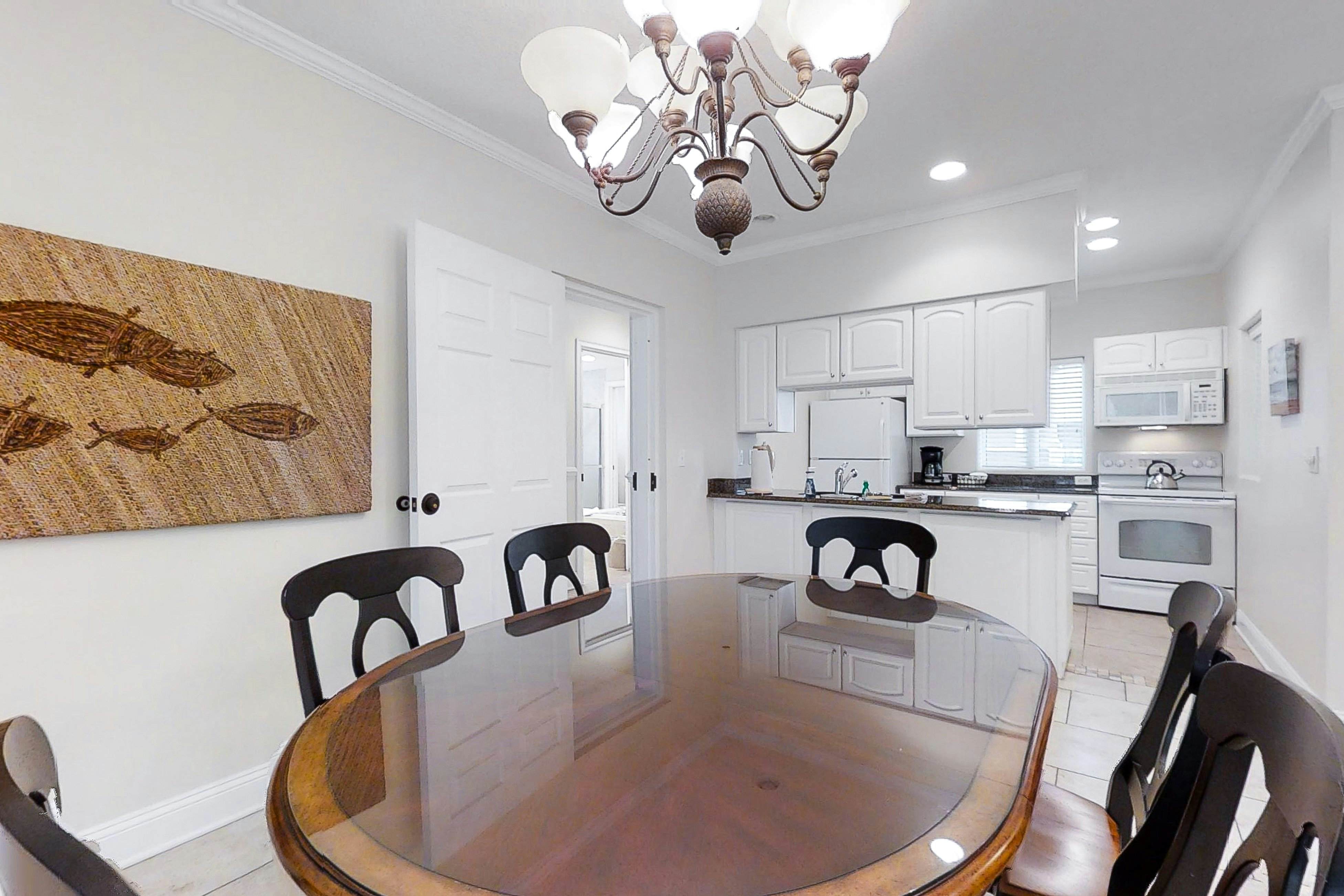 2533-34 Tennis Villas