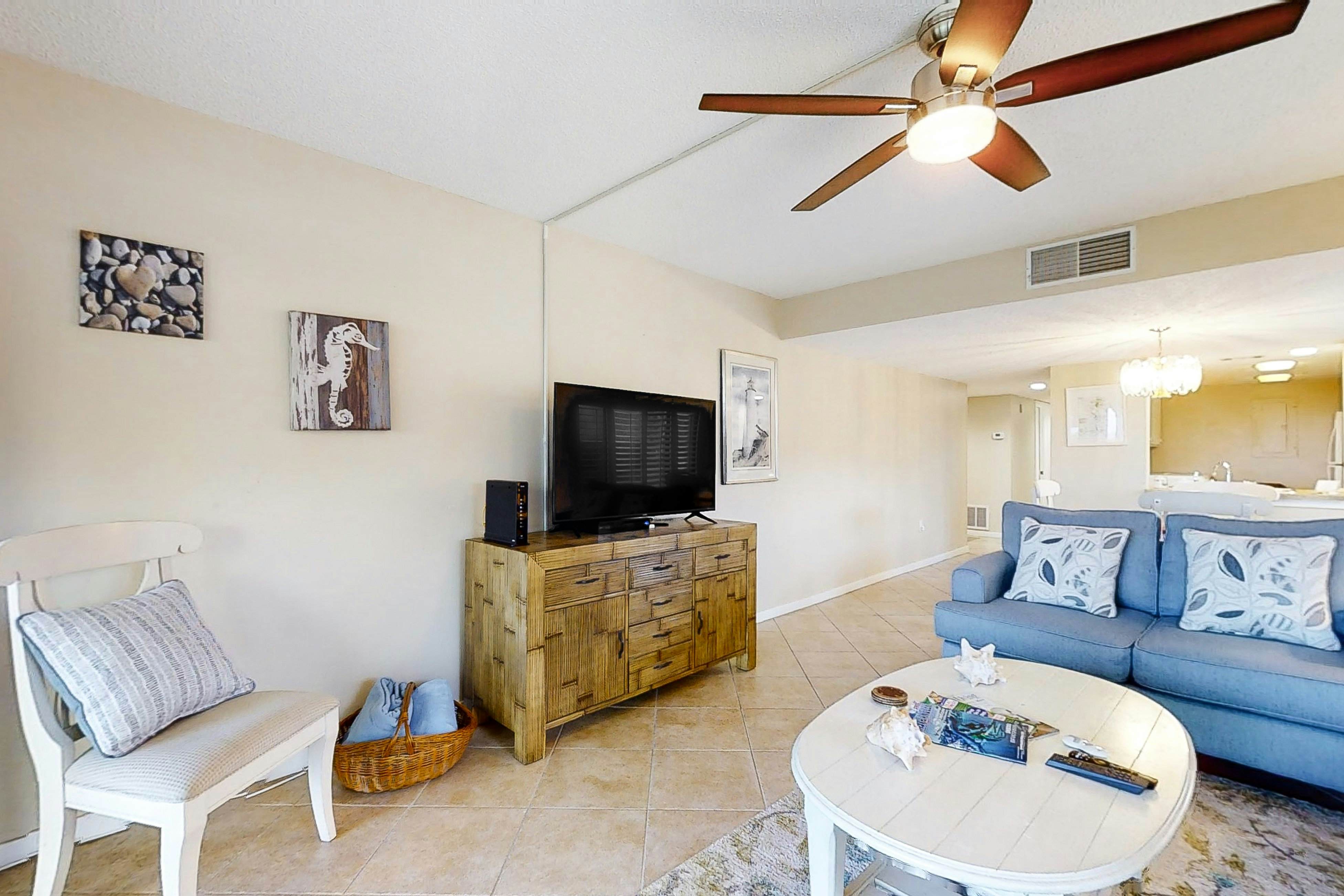 B101 Amelia Surf and Racquet