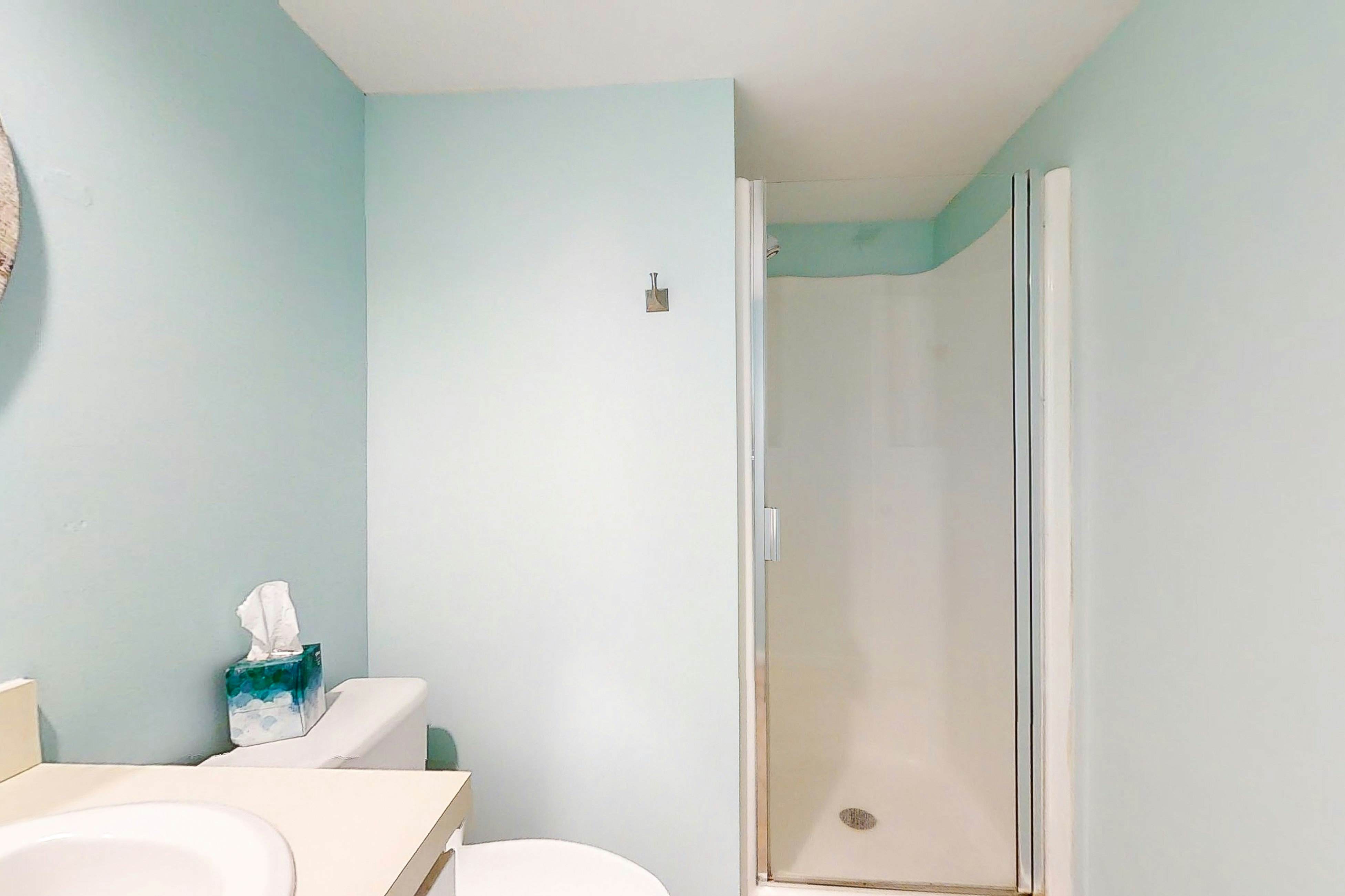 B101 Amelia Surf and Racquet