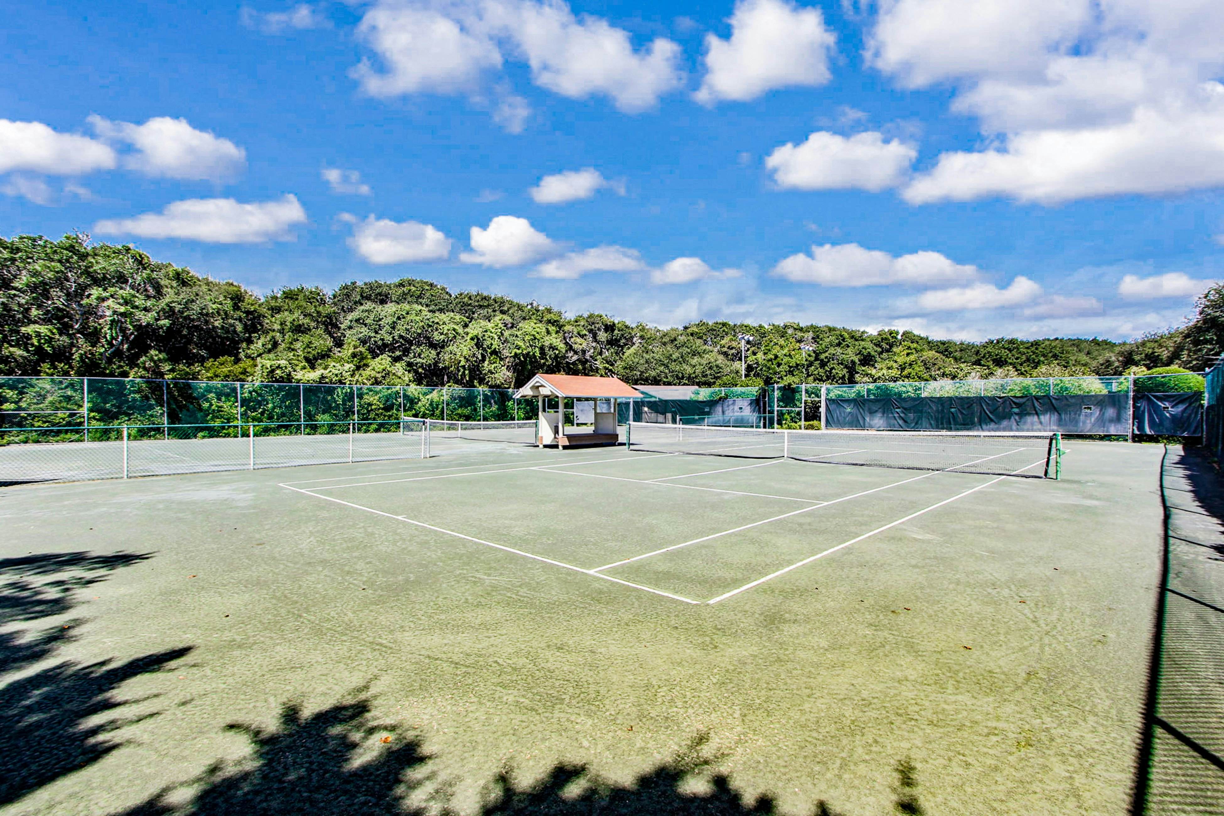 B101 Amelia Surf and Racquet