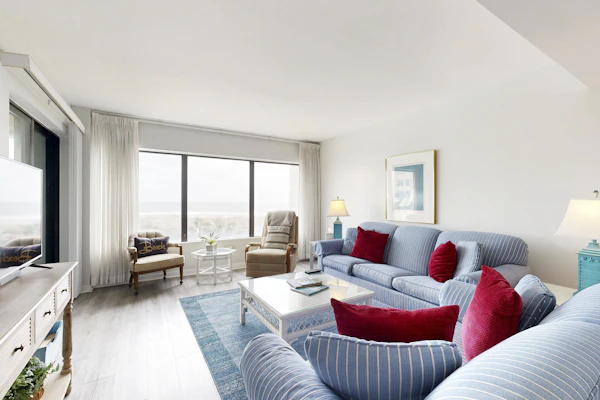 Third-floor oceanfront condo with balcony, W/D, pool & tennis