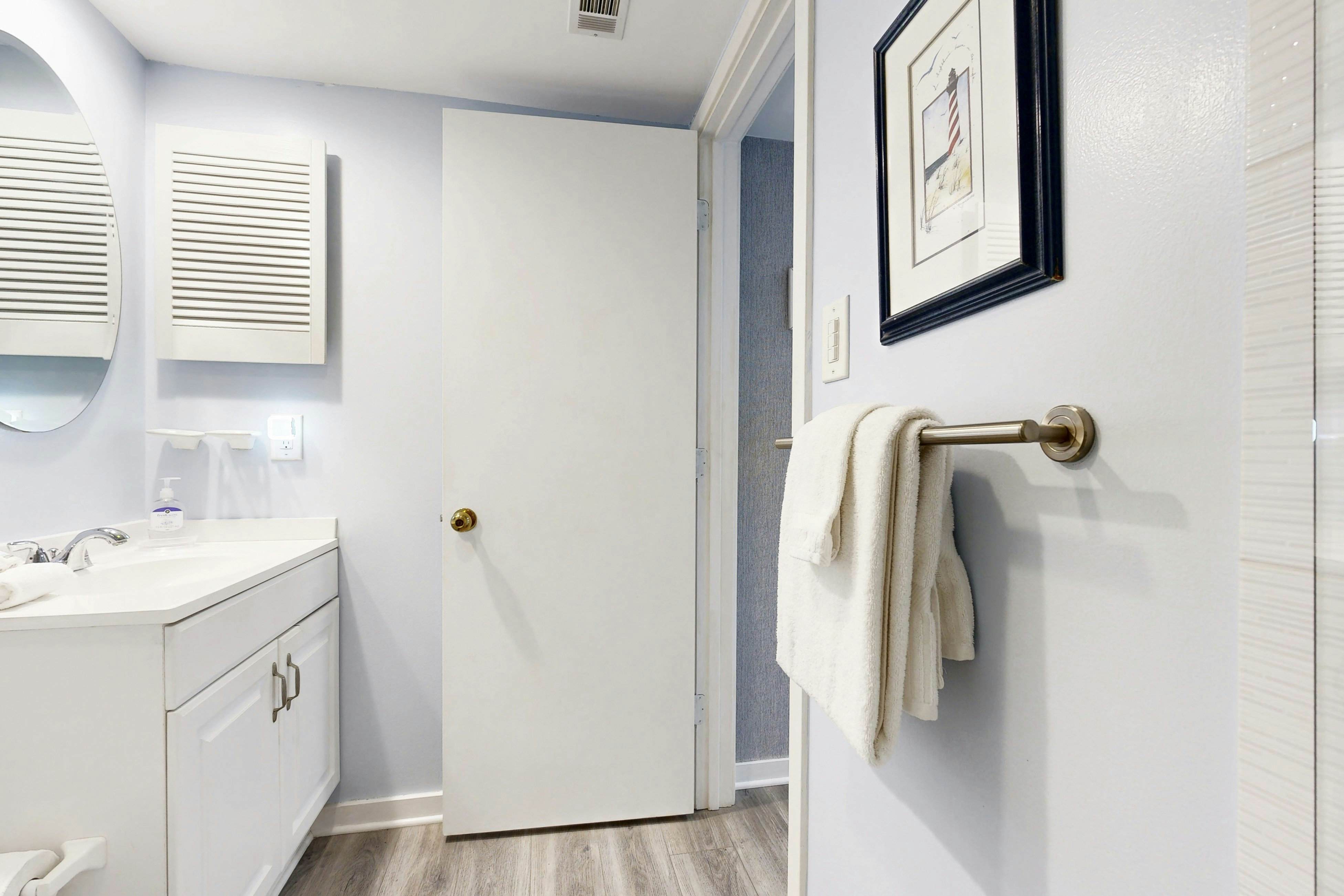 C114 Amelia Surf and Racquet