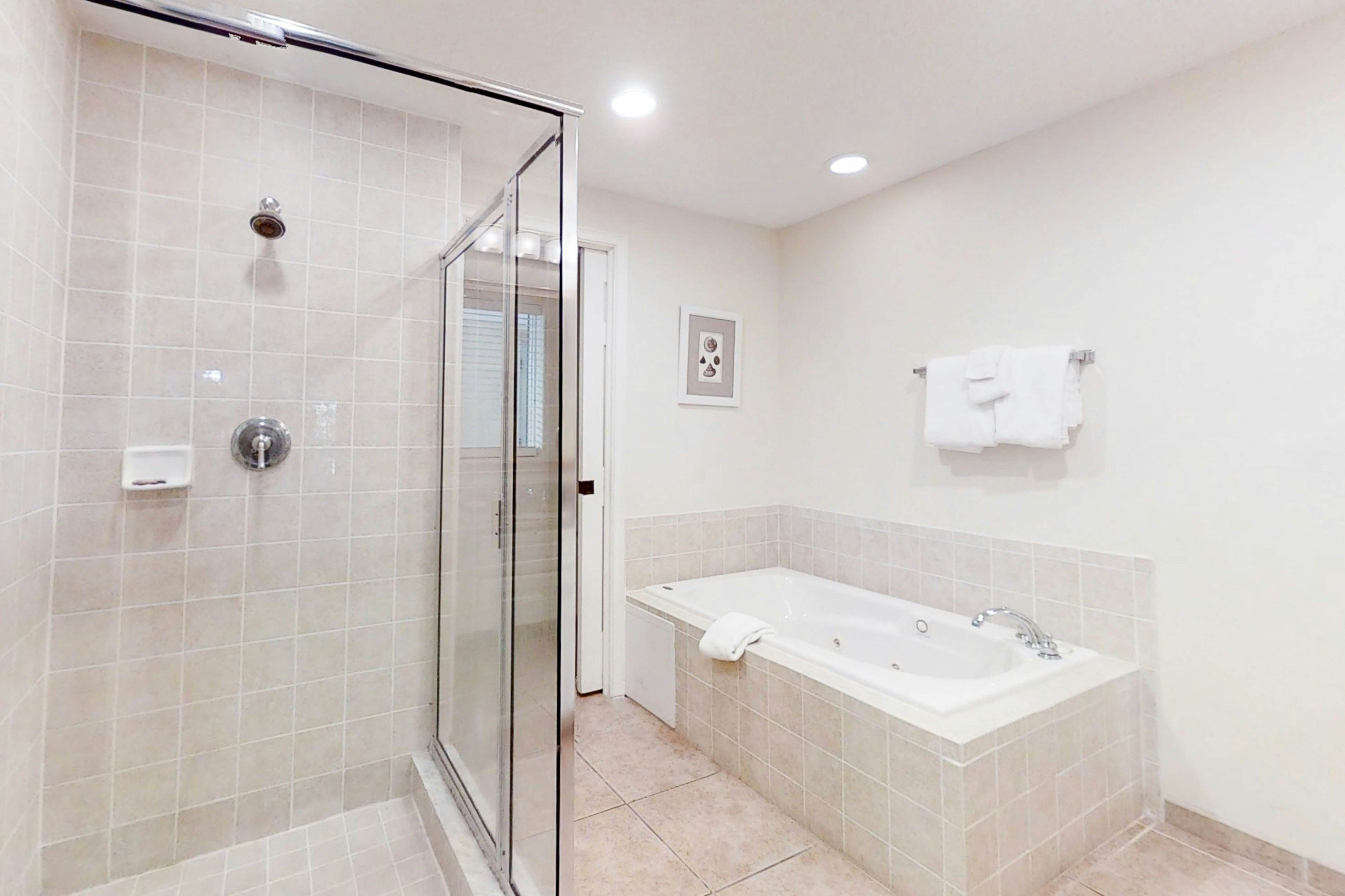 2510 Tennis Villas King Suite