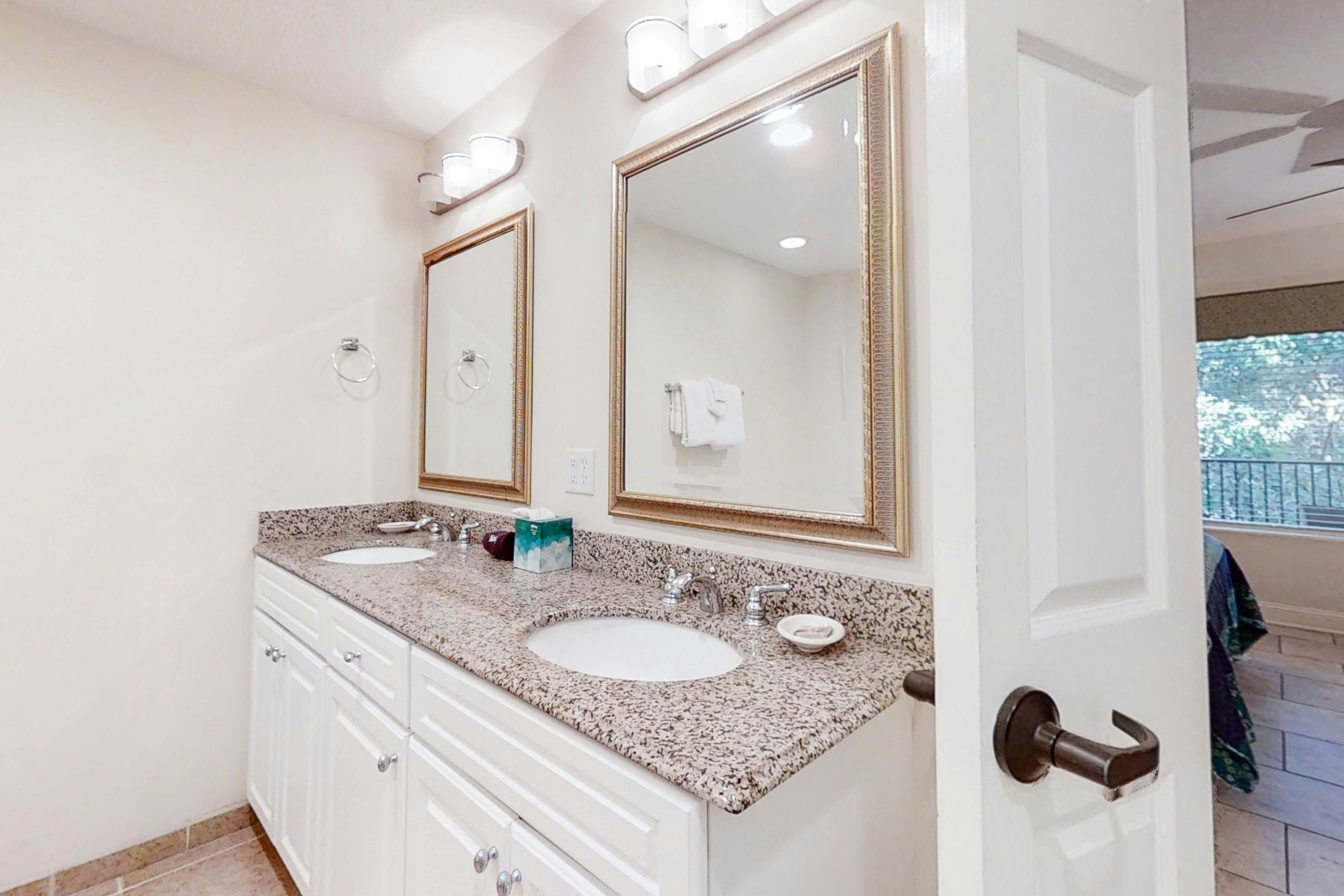 2510 Tennis Villas King Suite