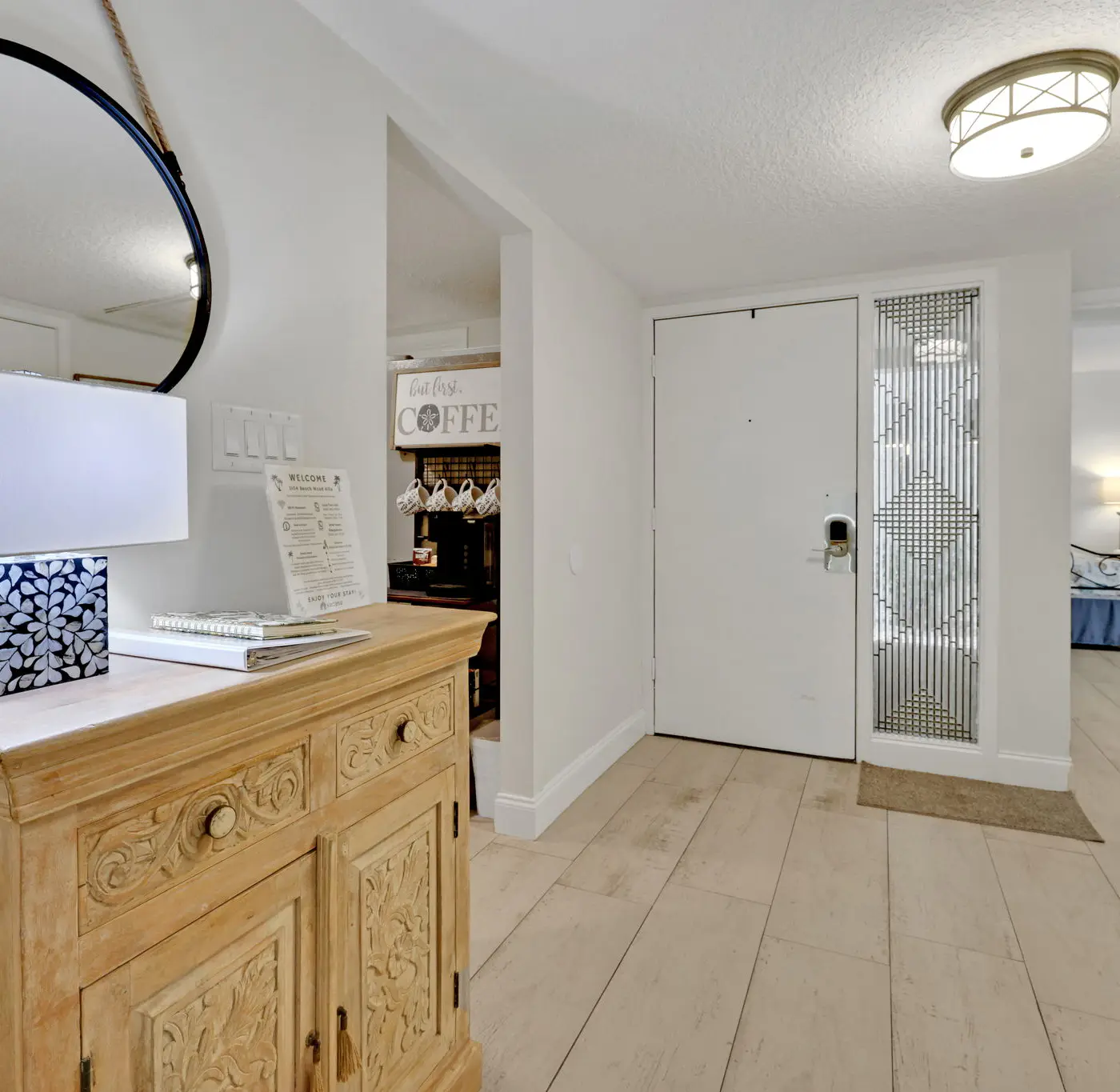 2104 Beach Wood