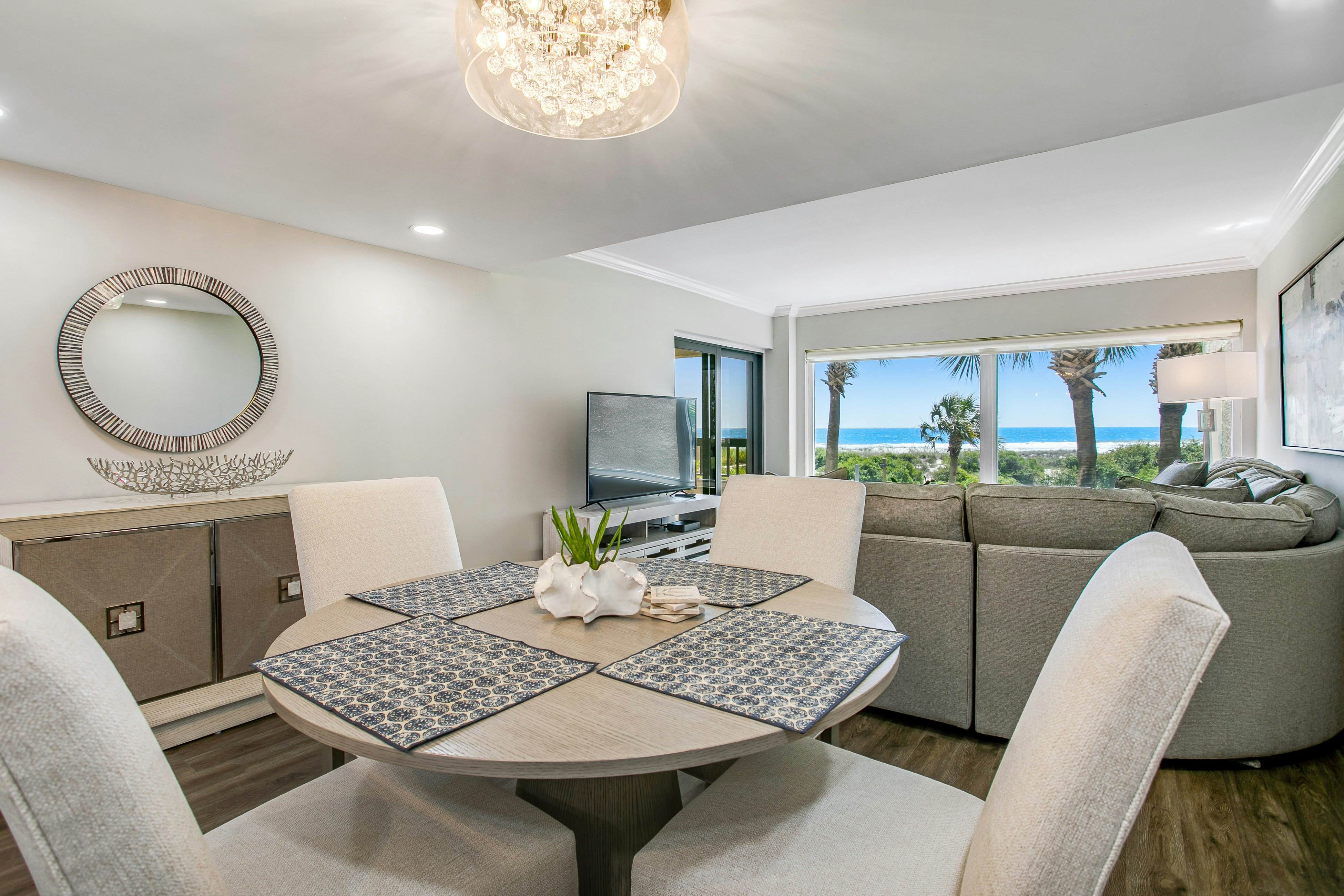 B120 Amelia Surf and Racquet