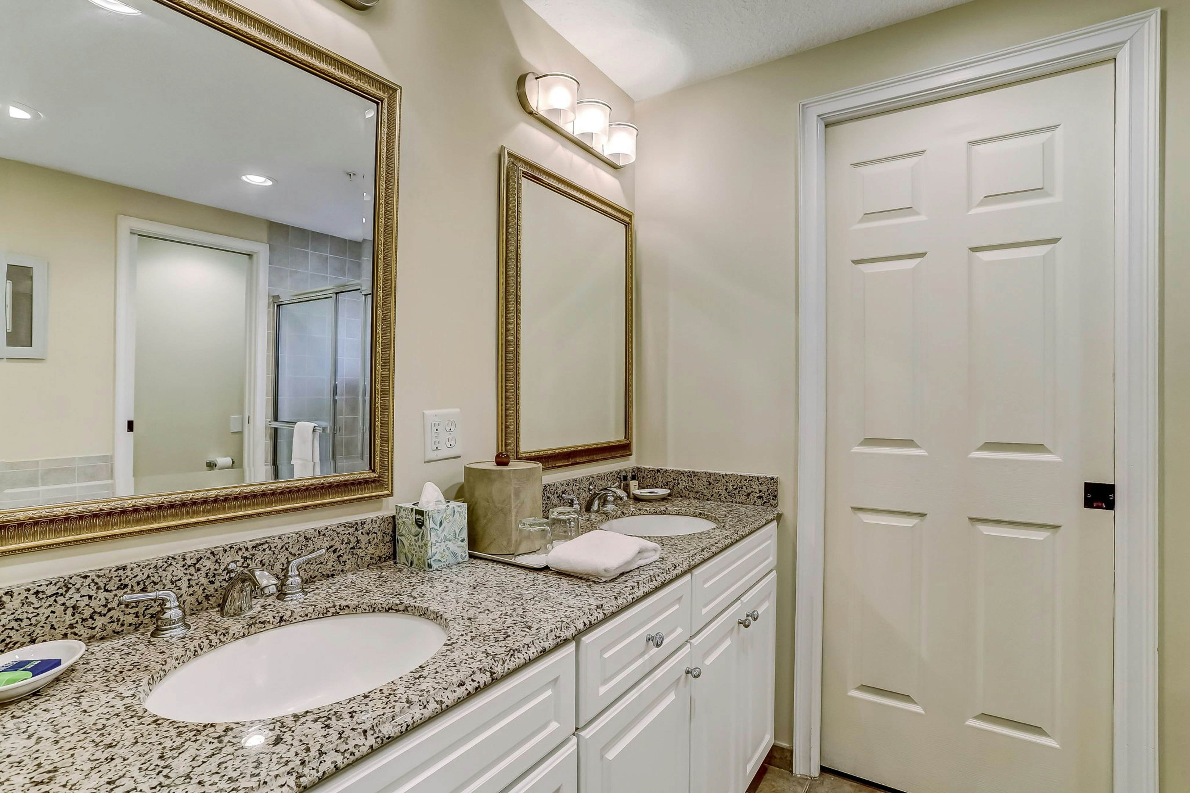 2509-10 Tennis Villas