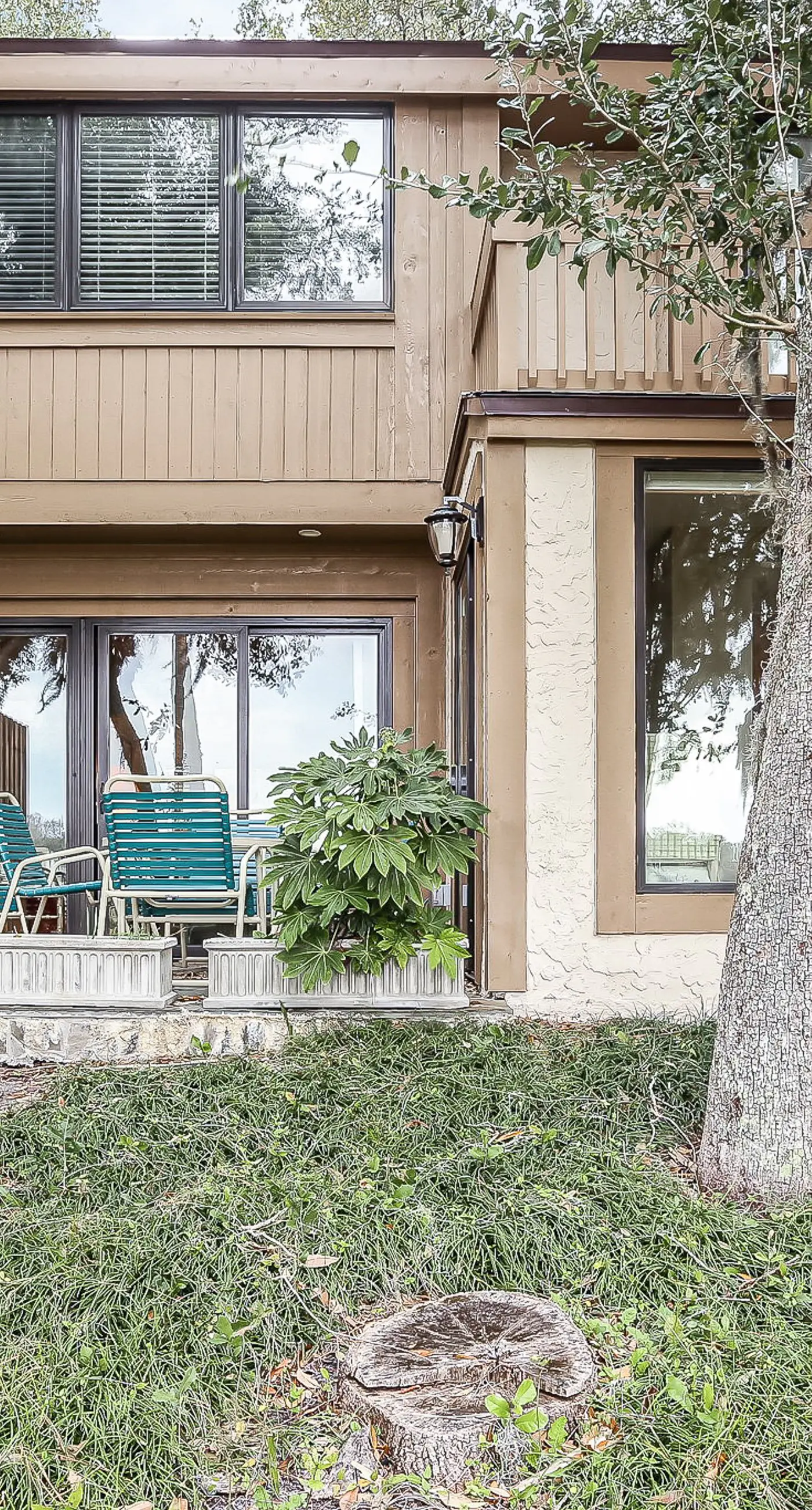 2092 Beach Wood