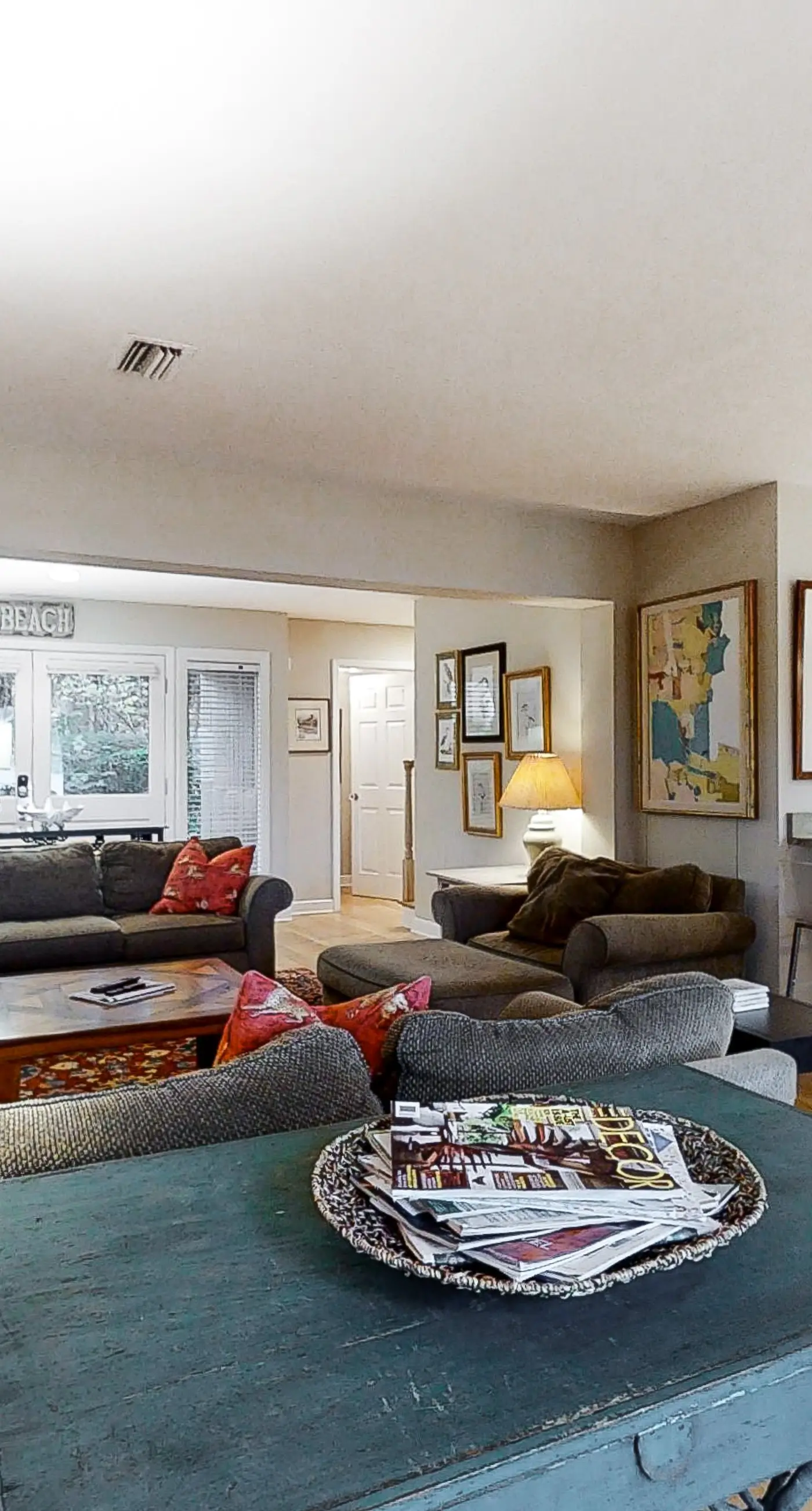 2092 Beach Wood