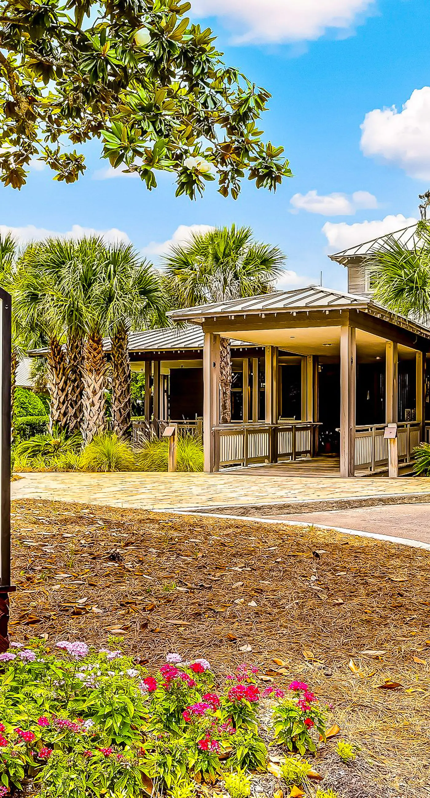 2092 Beach Wood