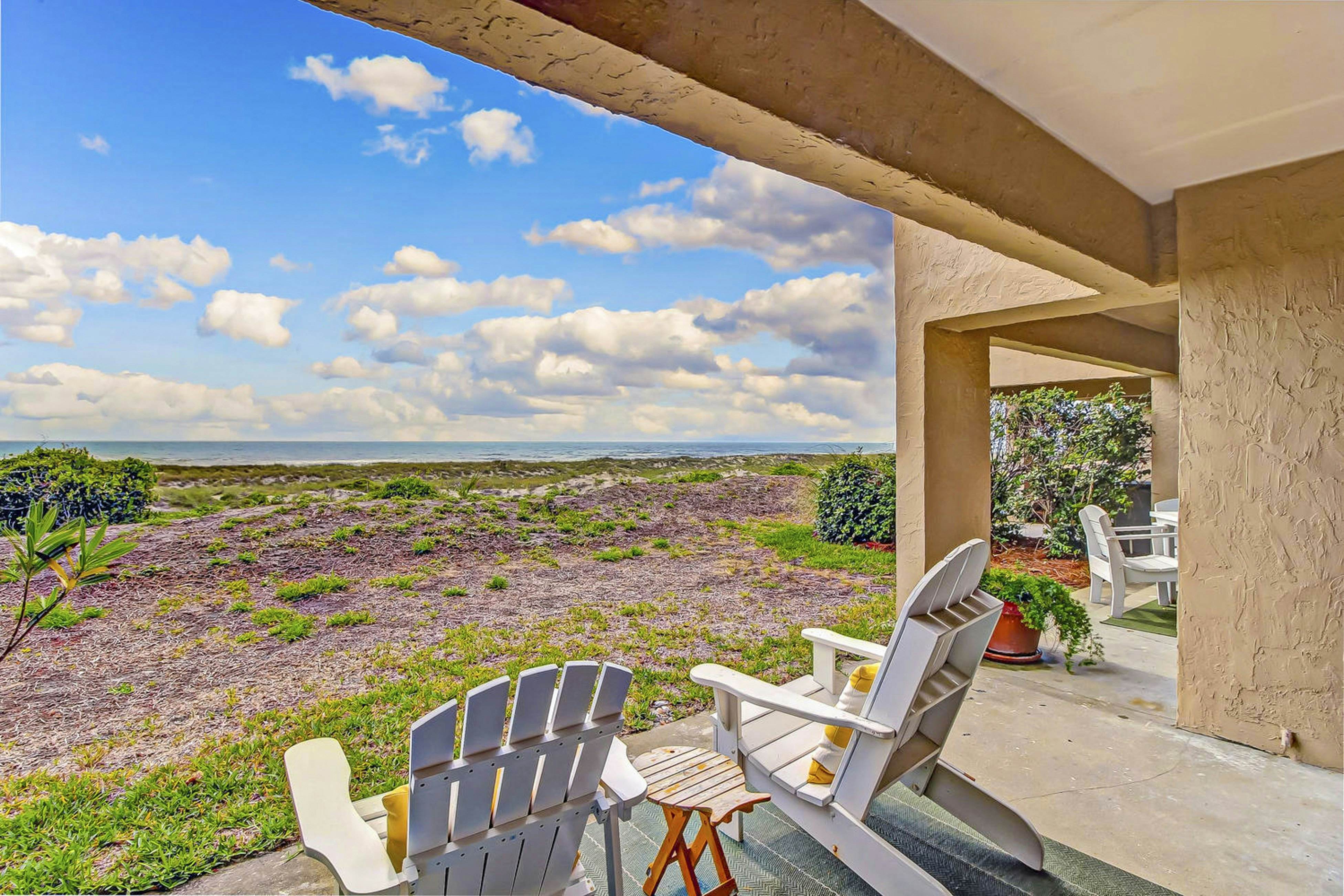 Summer Beach Resort Lodging - Photo 5
